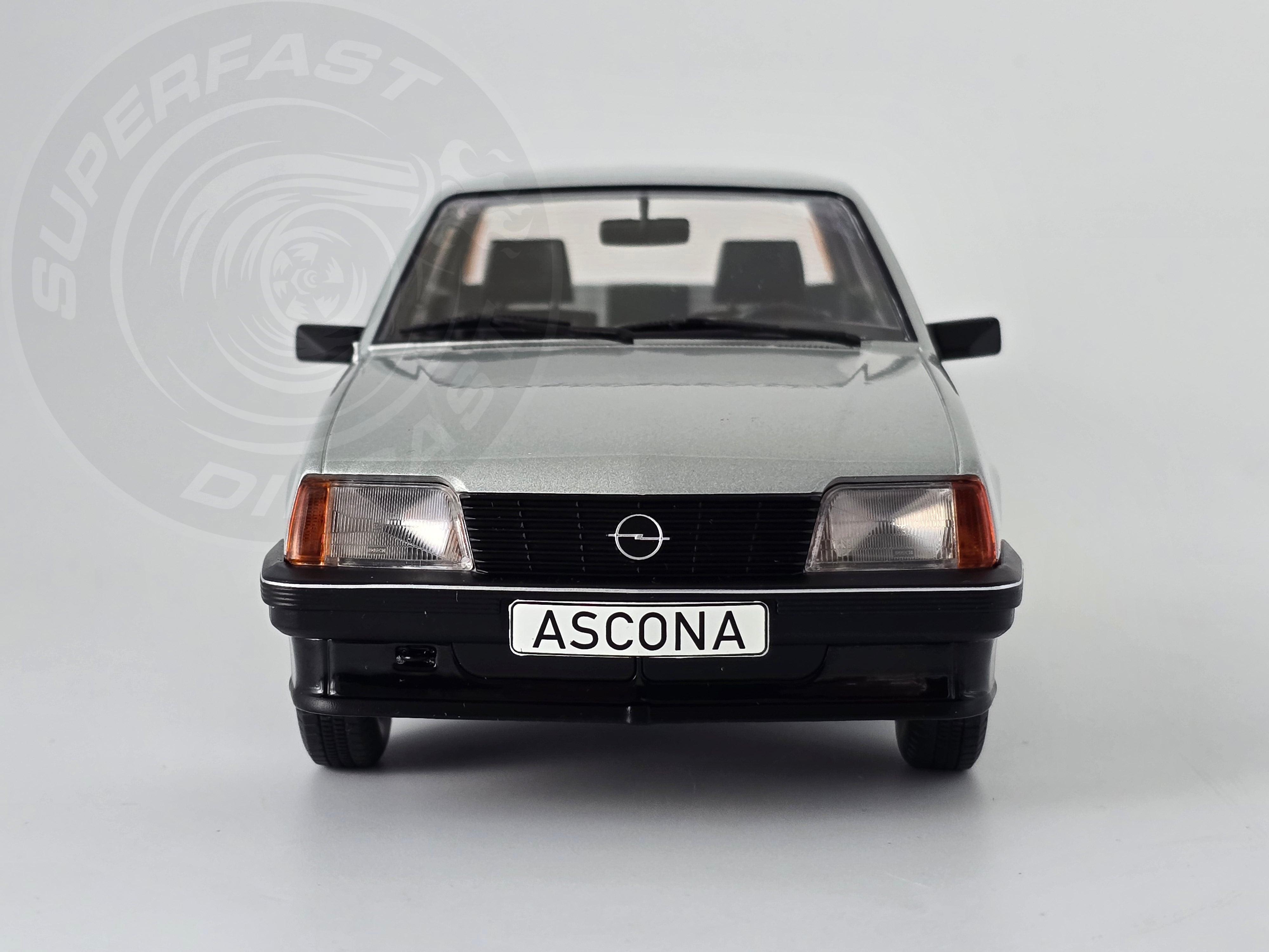 MCG 1:18 Scale Diecast - 1981 Opel Ascona C SR, Silver - MCG18460