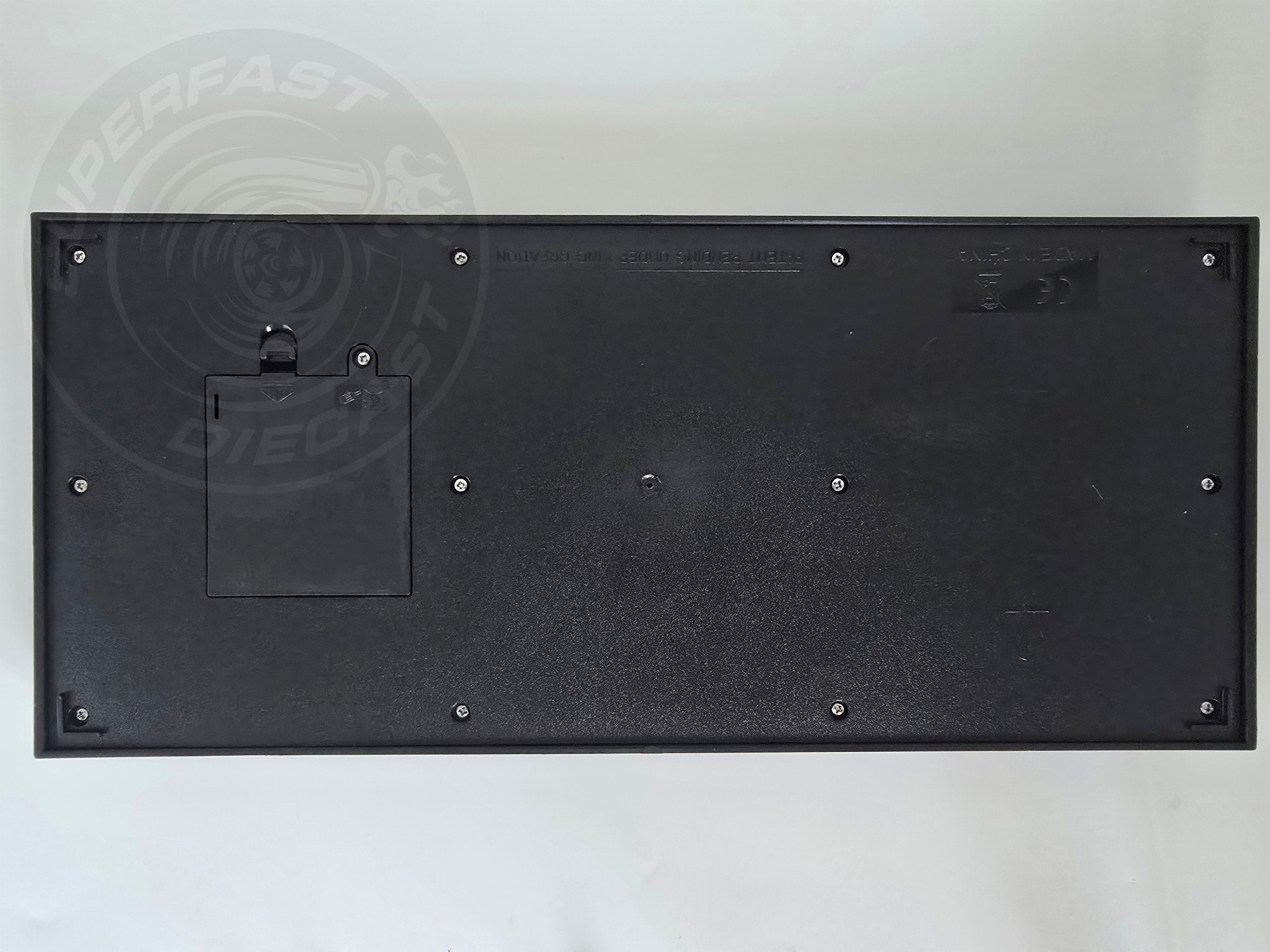 Triple 9 - 1:18 LED DISPLAY CASE, 4 ADJUSTABLE LIGHTS 35.5 X 15.6 X 16CM WITH BLACK BASE - T9-189910