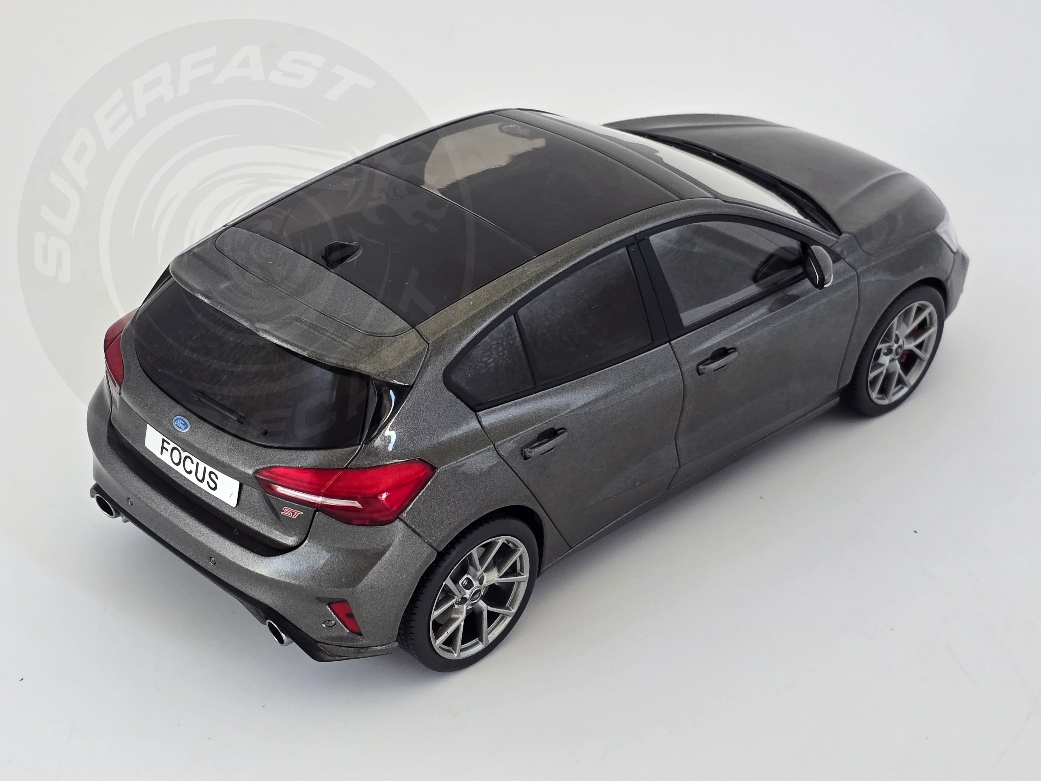 MCG 1:18 Scale Diecast Model Car - 2022 Ford Focus ST, Grey