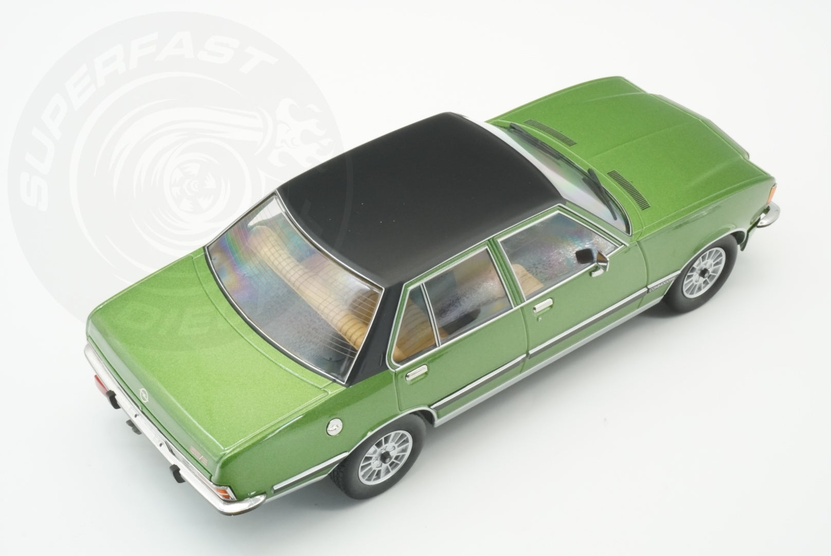 MCG 1:18 Scale Diecast - 1972 Opel Commodore GSE, Green - MCG18565