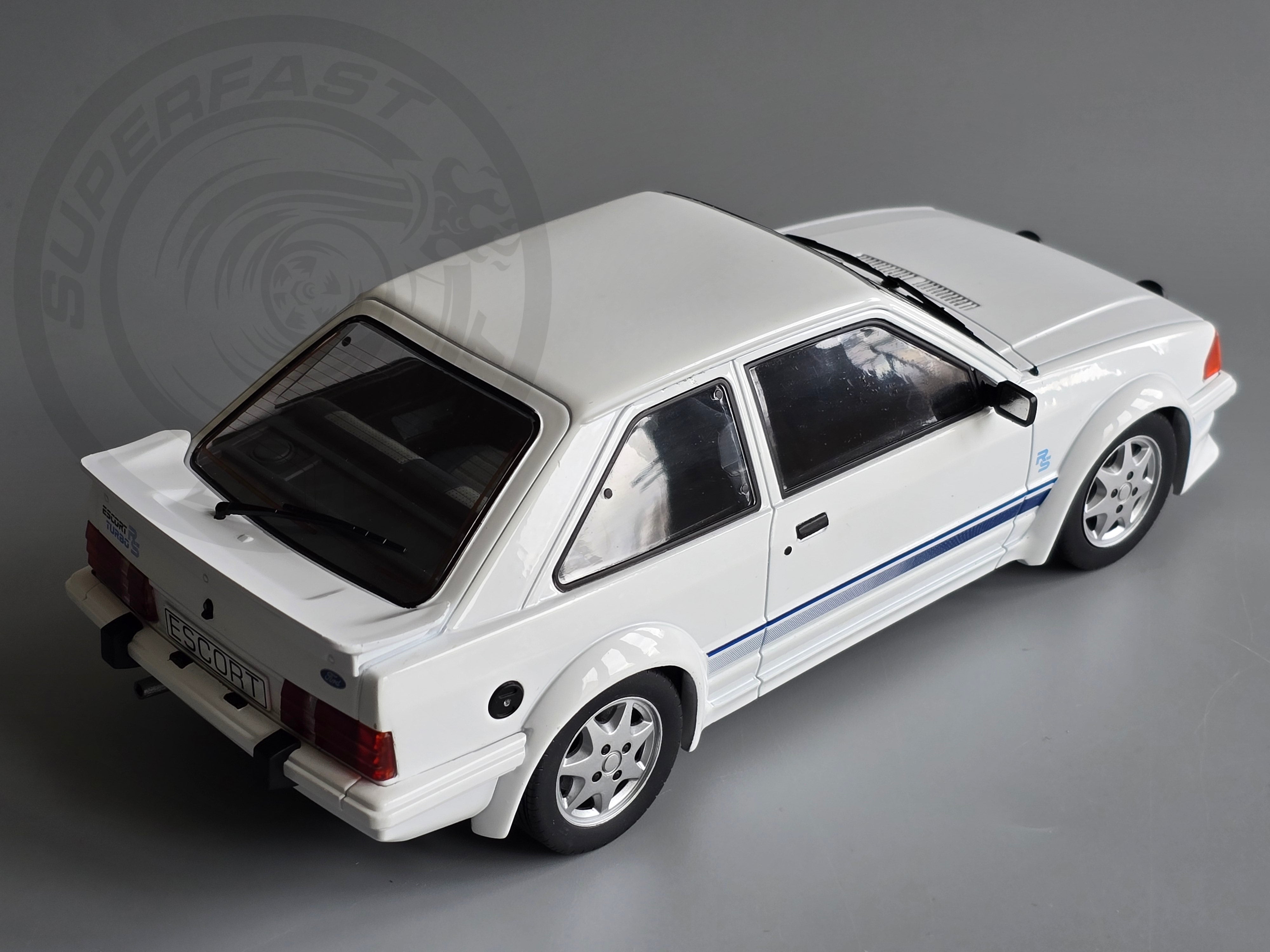 MCG 1:18 Scale Diecast Model Car - 1985 Ford Escort Mk3 RS Turbo (S1), White