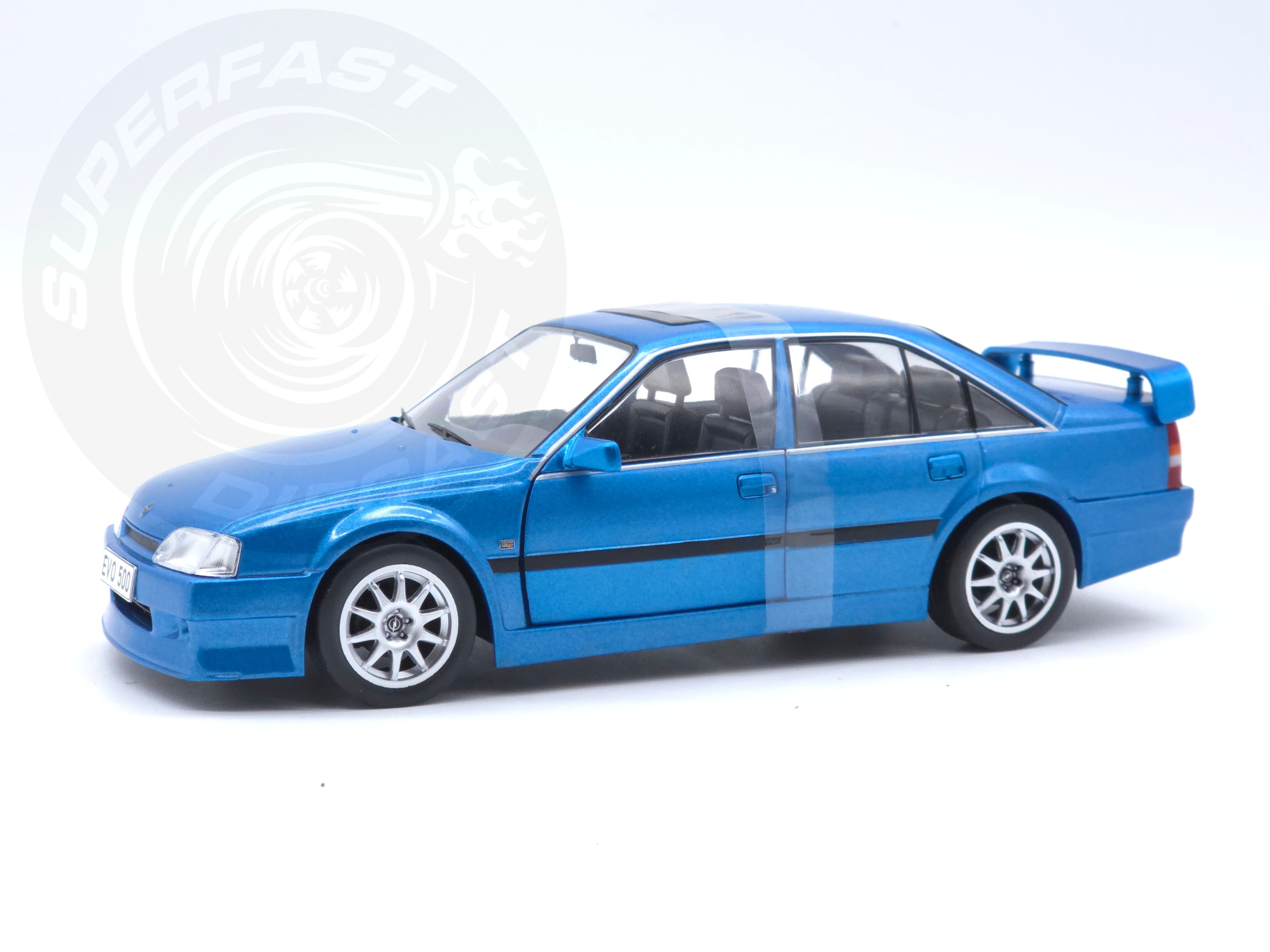 Whitebox 1:24 Scale Diecast - 1991 Opel Omega Evolution 500 in Blue - 124138