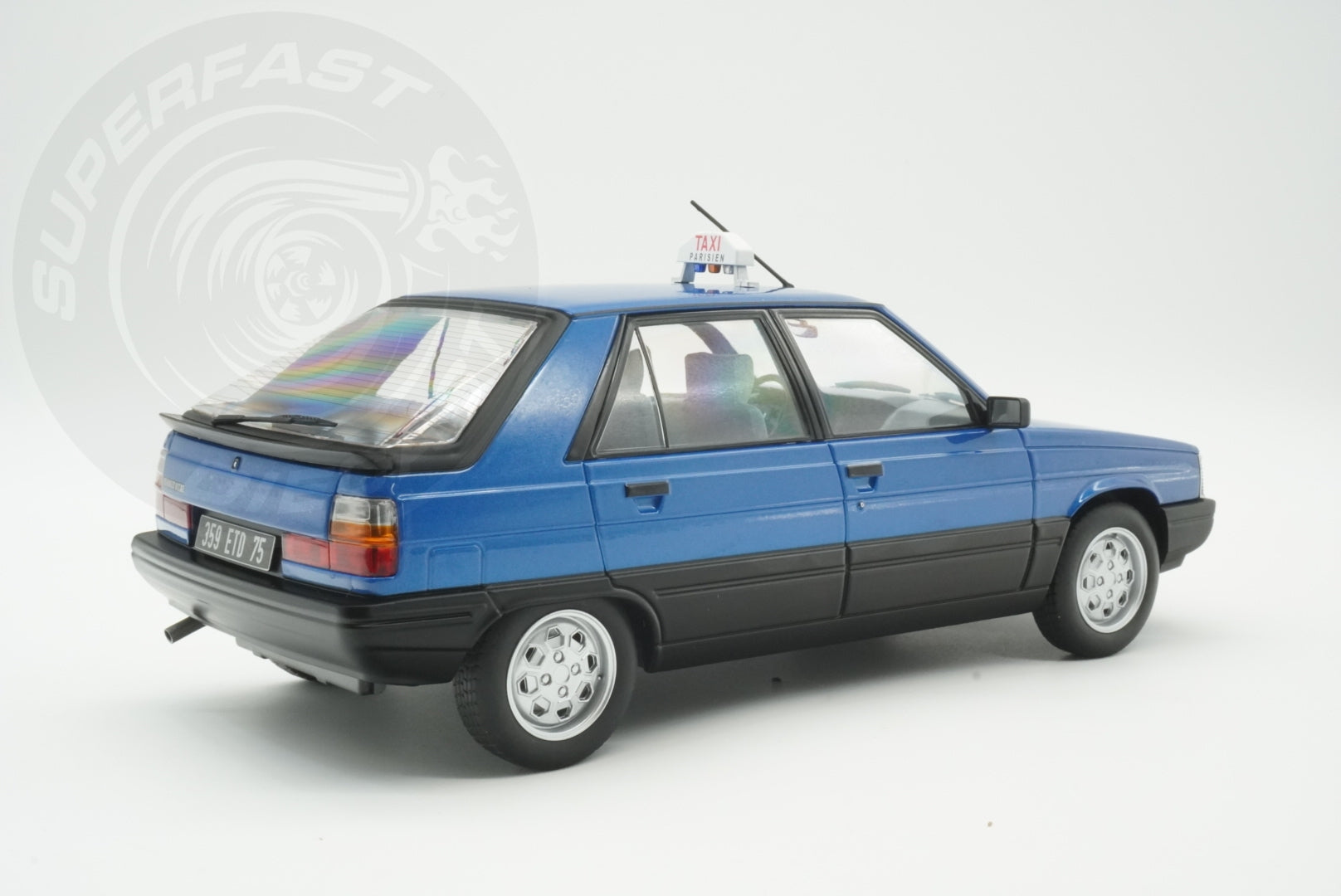 MCG 1:18 Diecast - 1985 Renault 11 GTL Taxi, James Bond 007 - A View to a Kill, Blue - MCG18833