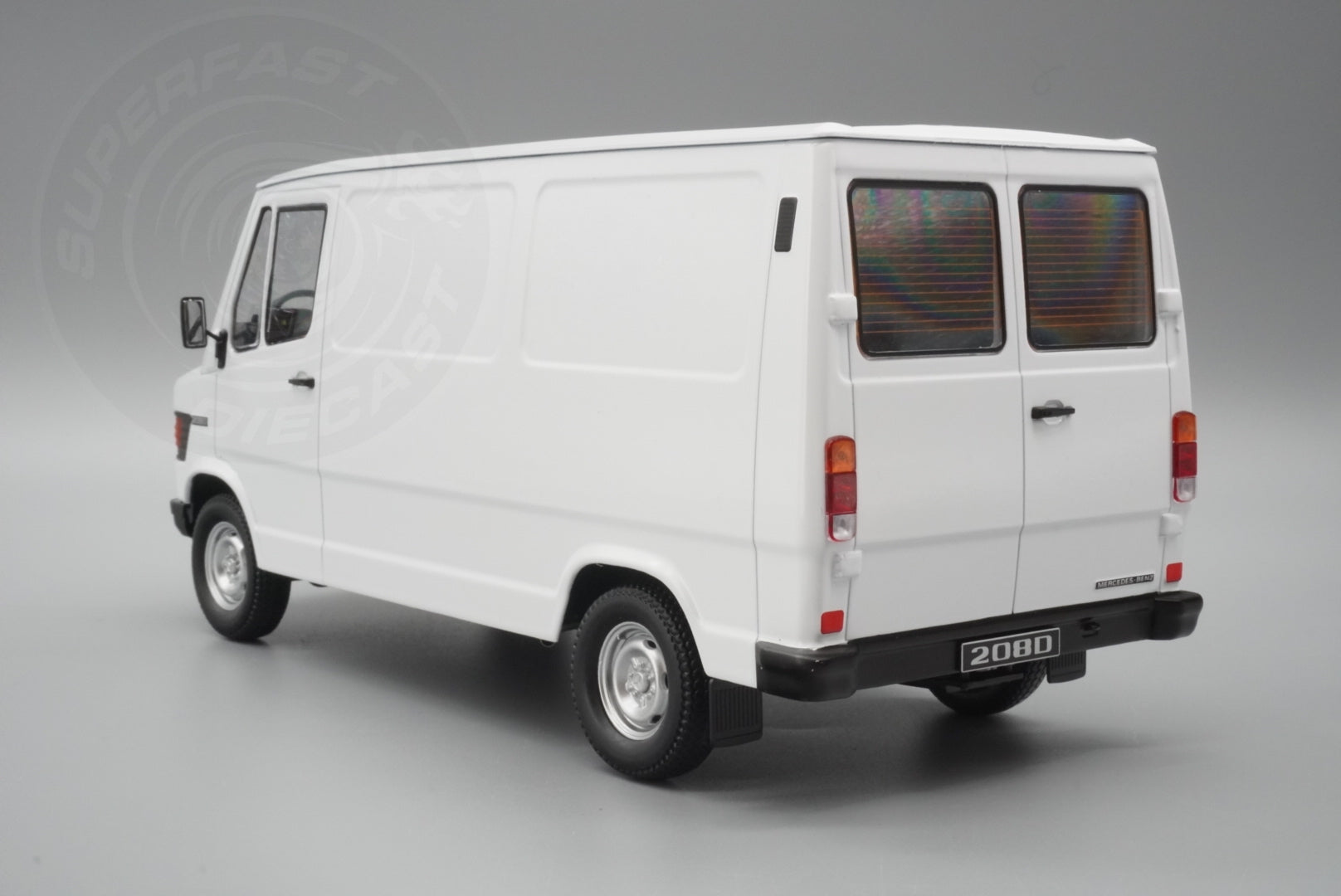 KK Scale 1:18 Scale Diecast - 1988 Mercedes 208 D Delivery Van, White - KKDC180301