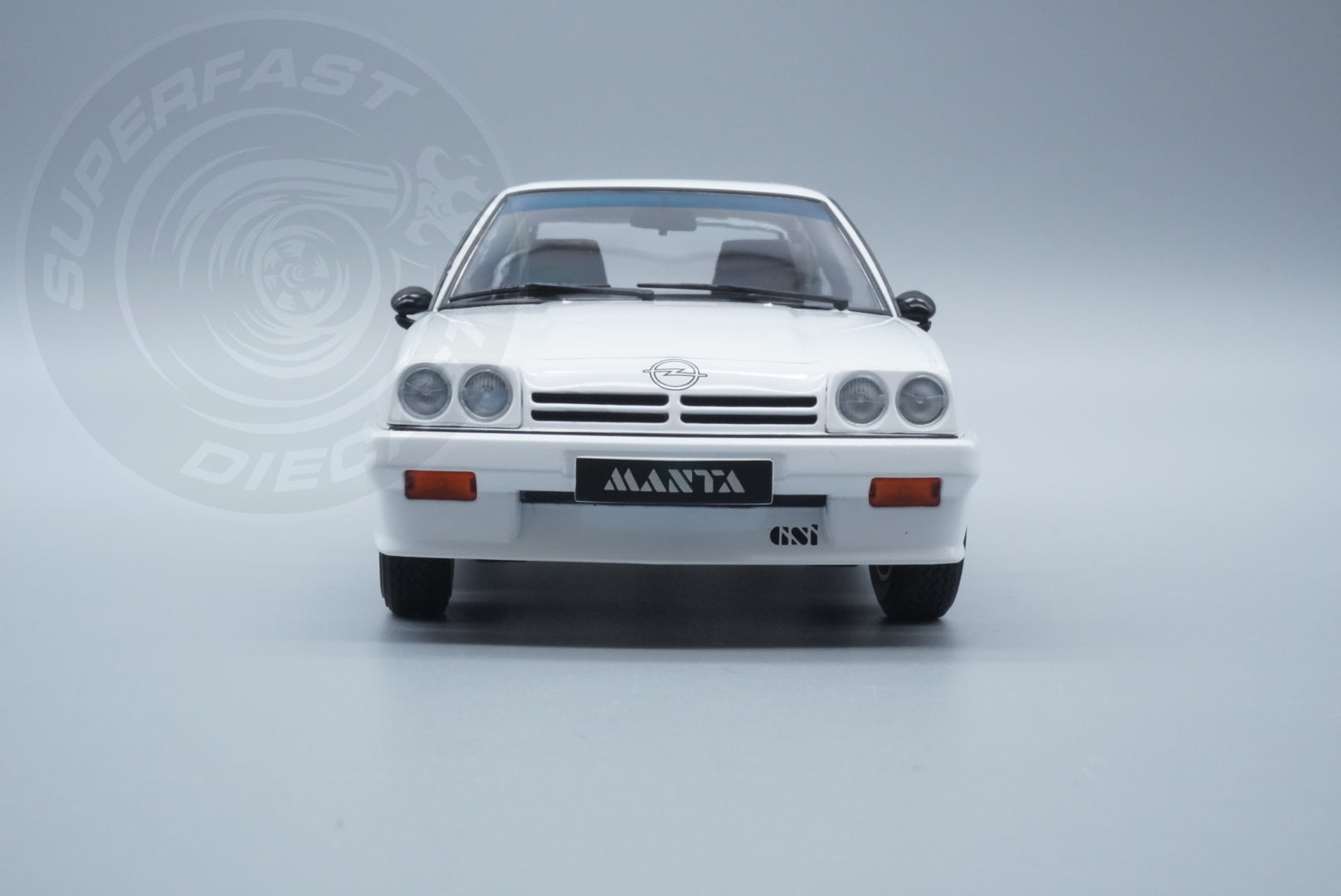 Norev 1:18 Scale Diecast - 1984 Opel Manta GSi Coupe - White - 183316
