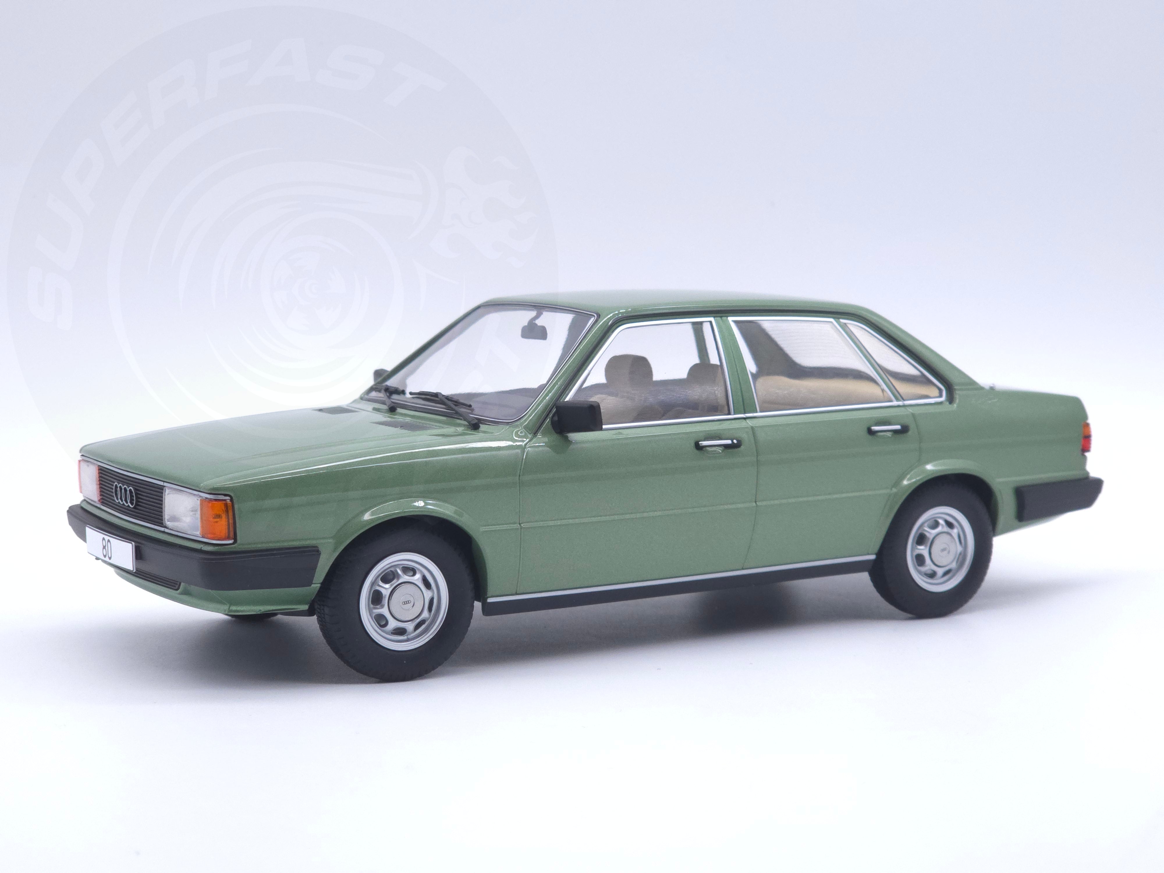 MCG 1:18 Scale Diecast Model Car - 1978 Audi 80 (B2), Green - MCG18525