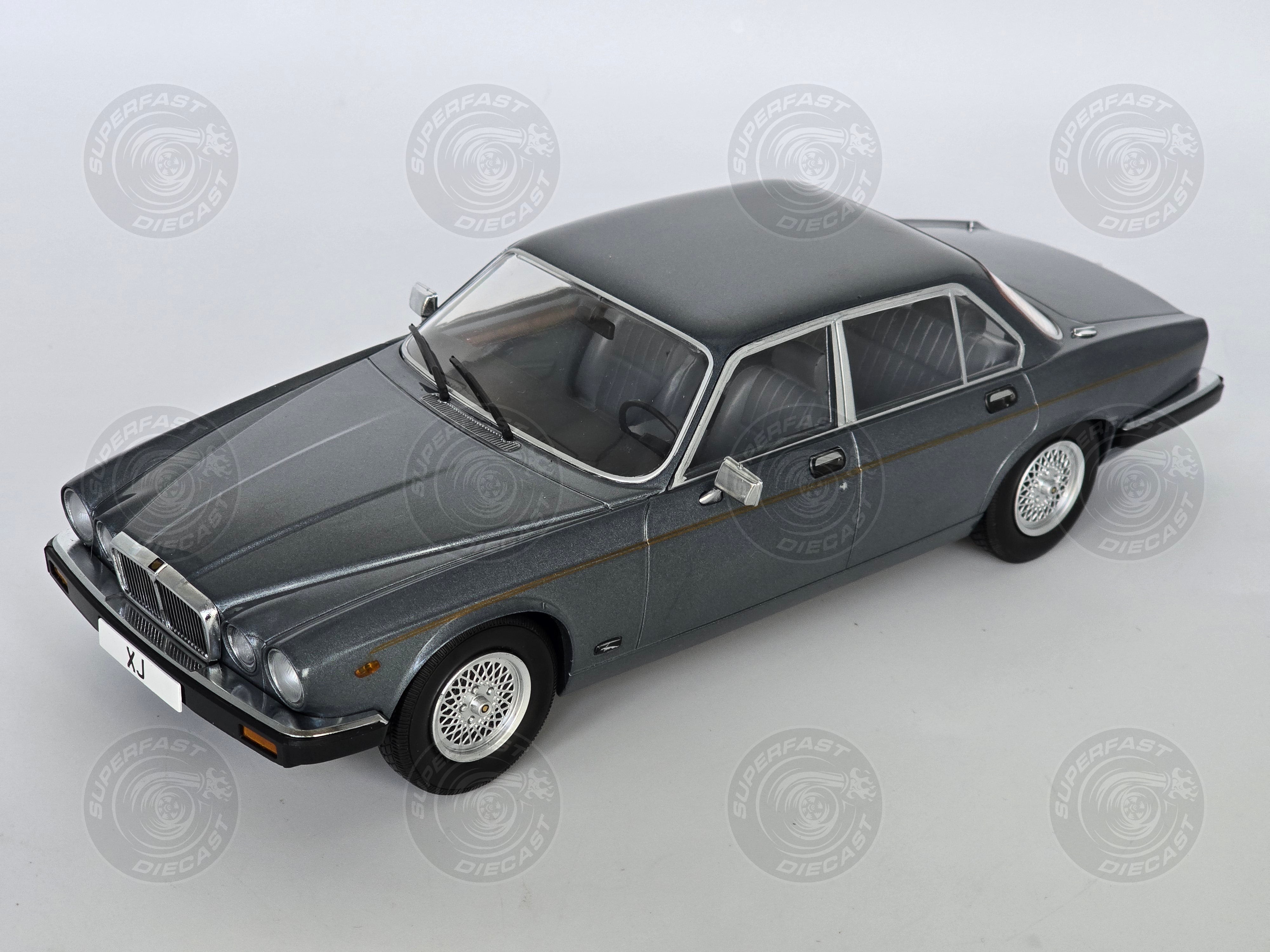MCG 1:18 Scale Diecast - 1979 Jaguar XJ Series III, Dark Grey - MCG18177