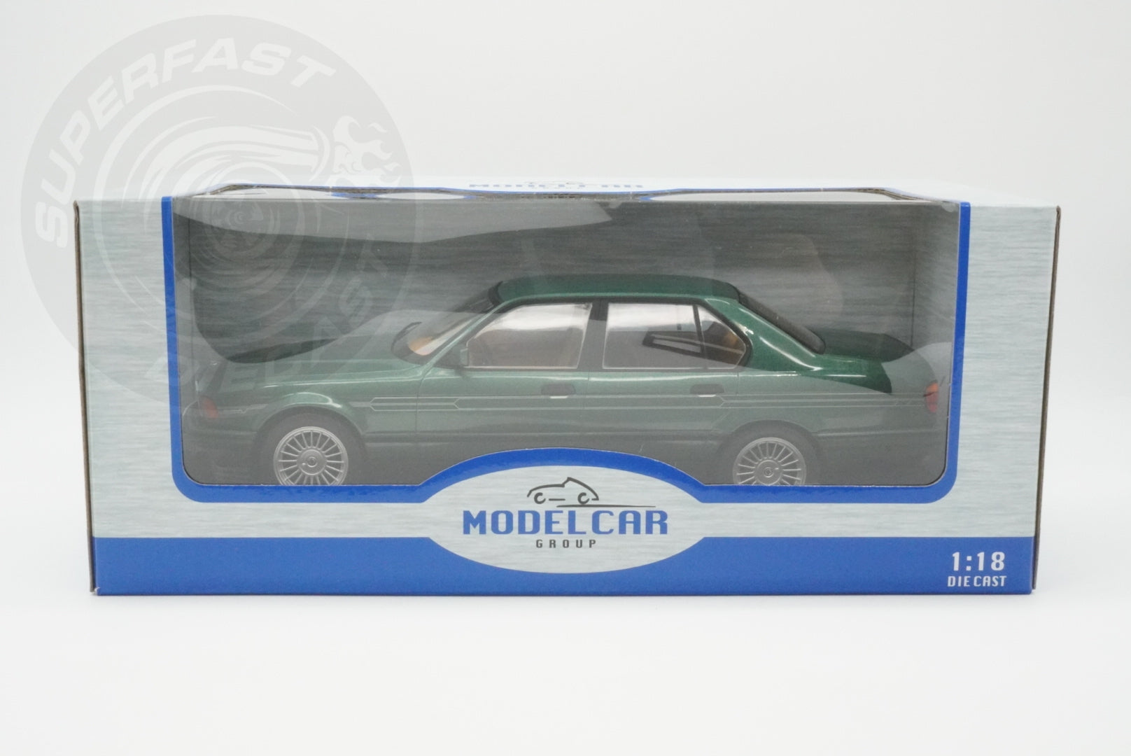 MCG 1:18 Scale Diecast Model Car - 1992 BMW Alpina B11 3,5, Green - MCG18233