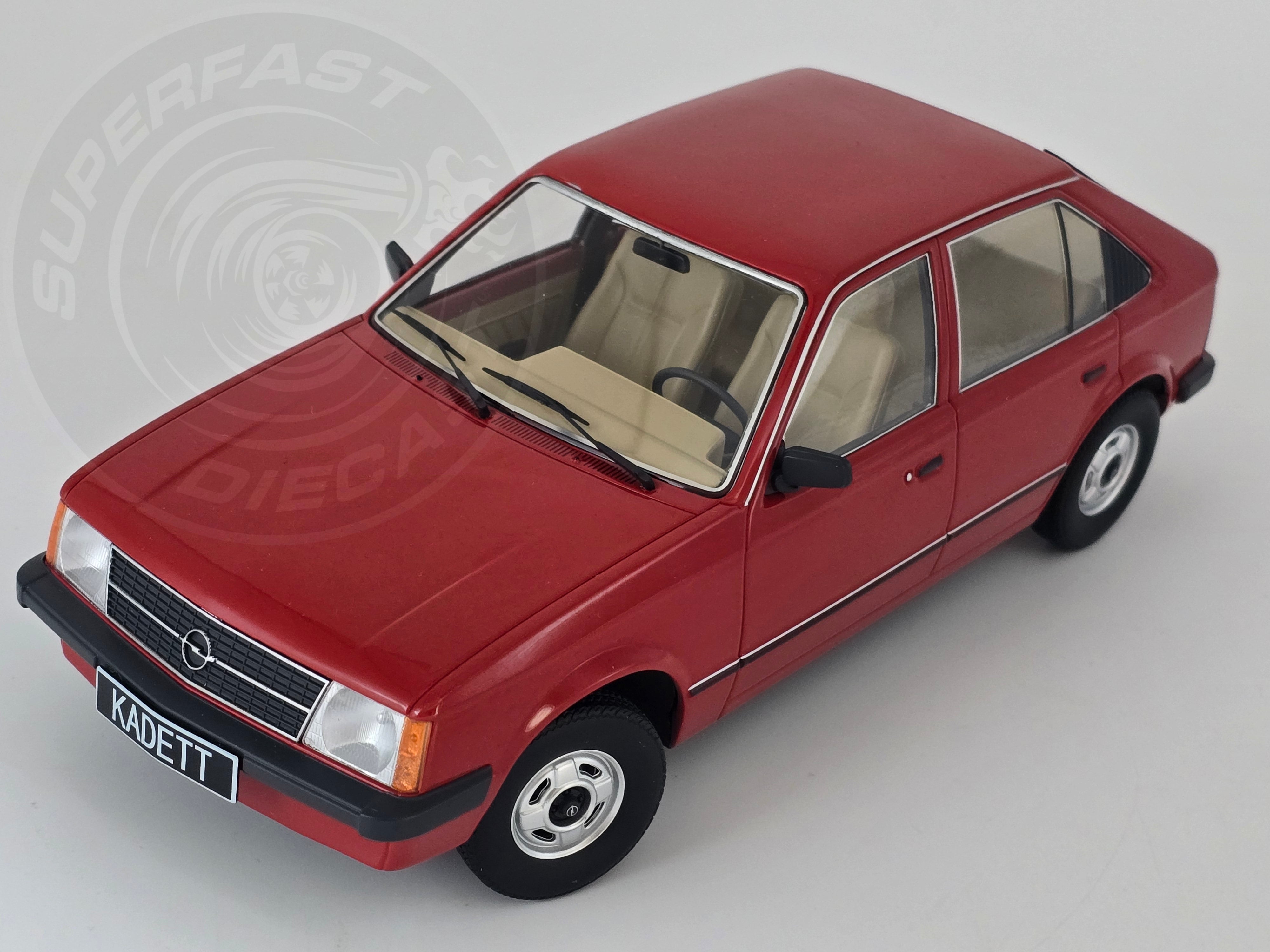 Triple 9 - 1:18 Scale Diecast - 1984 Opel Kadett D 5 Door, Red - T9-1800421