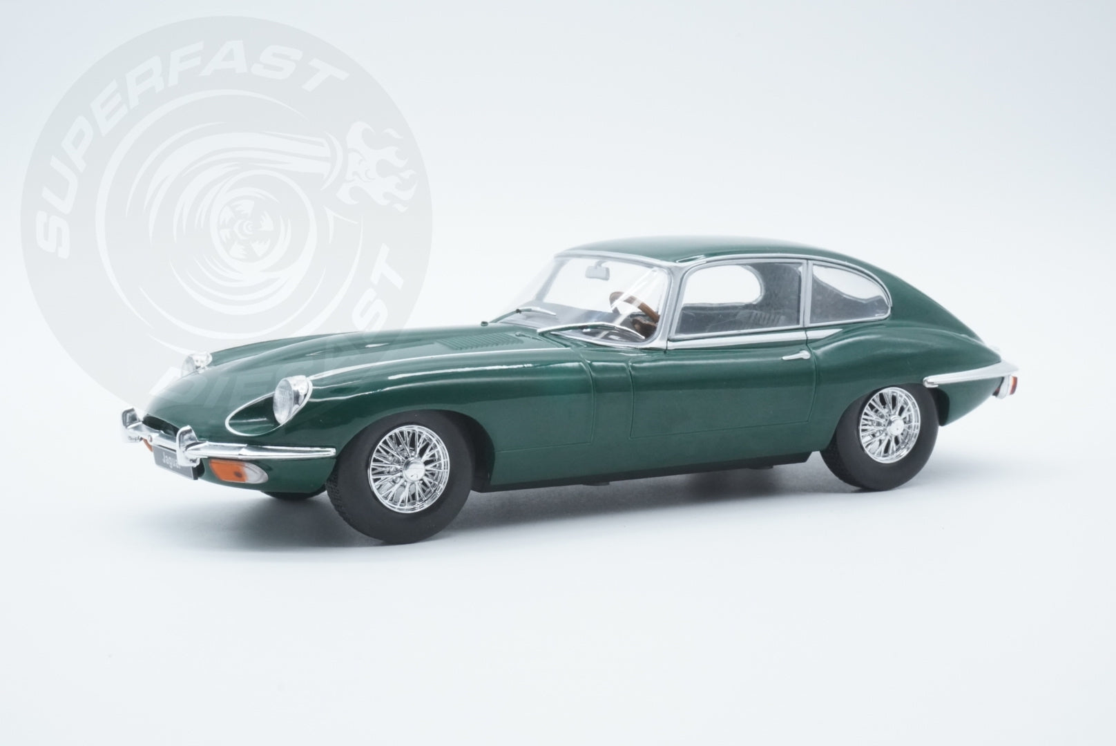 Whitebox 1:24 Scale Diecast Model Car - Jaguar E-Type, Green