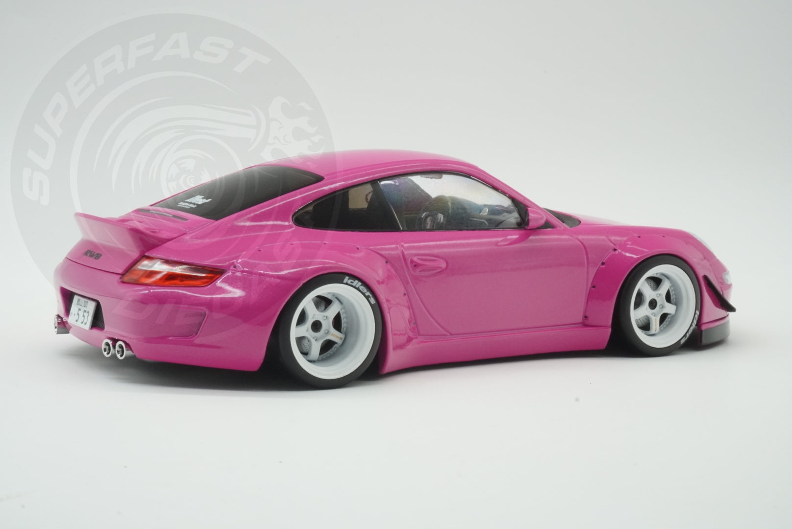 IXO 1:18 Diecast - Porsche RWB 997, Pink - 18CMC167