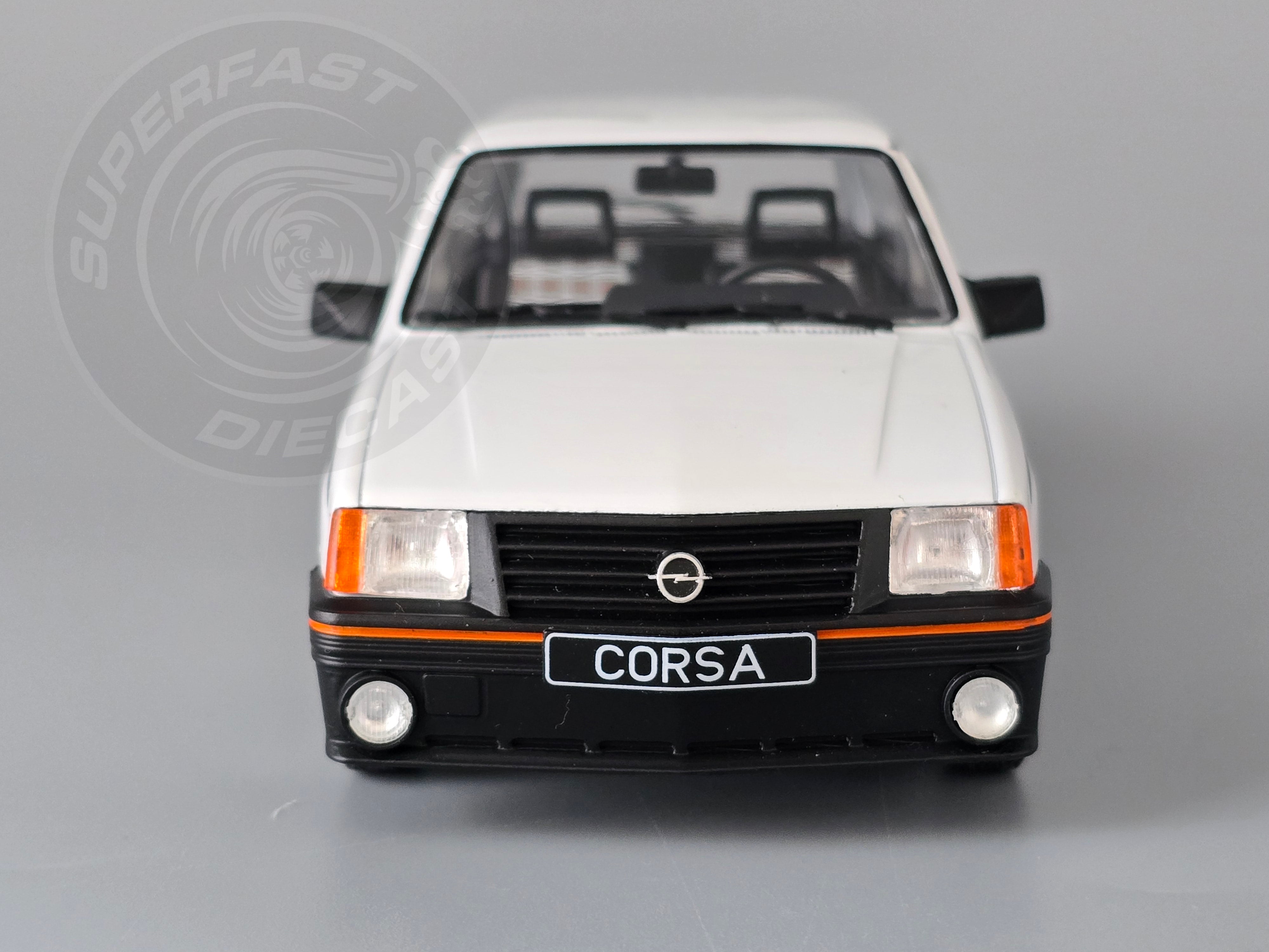 Whitebox 1:24 Scale Diecast Model Car - 1985 Opel Corsa SR (Vauxhall Nova), White