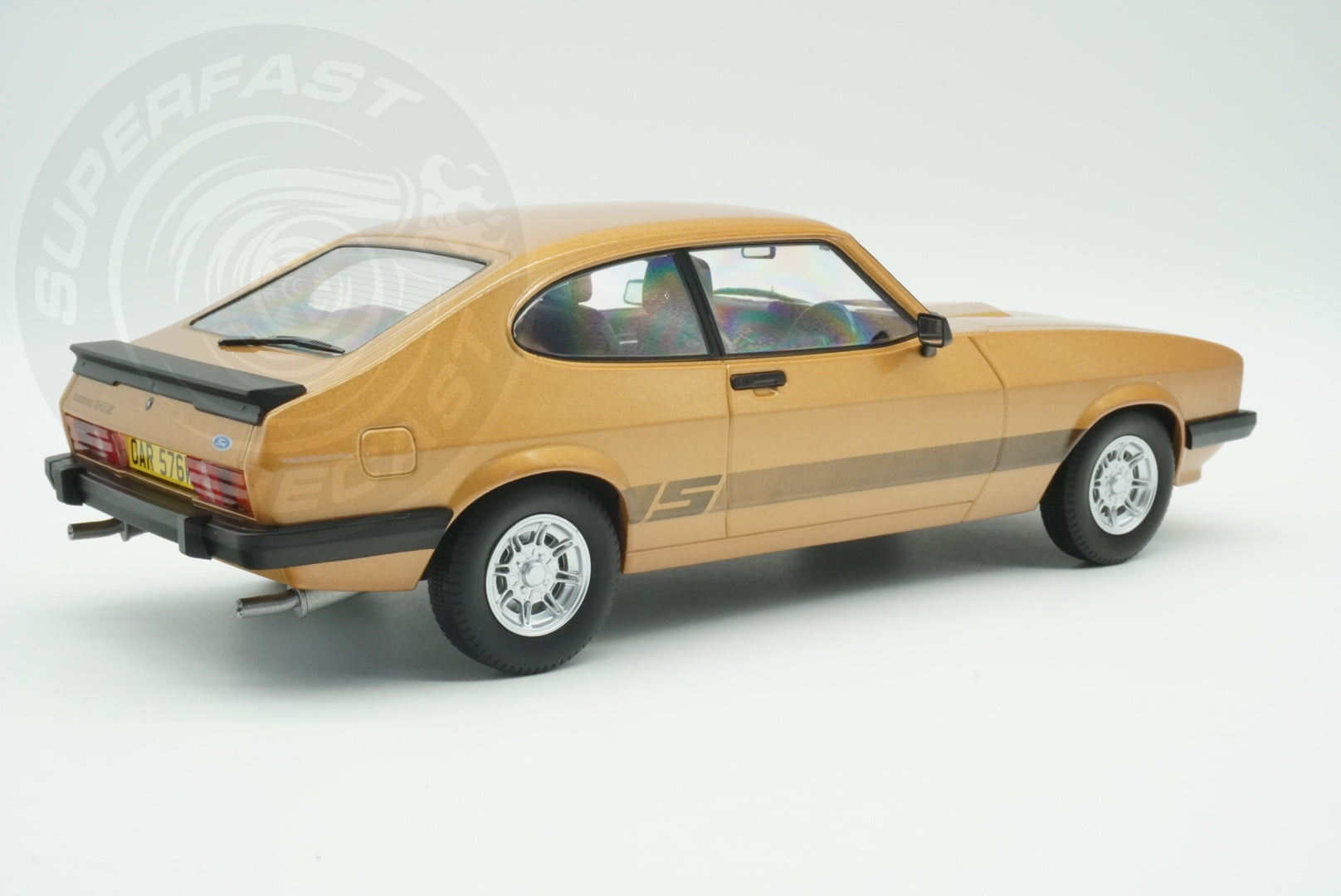 MCG 1:18 Scale Diecast - Ford Capri Mk III (RHD UK Exclusive - The Professionals) , Gold - MCG18798