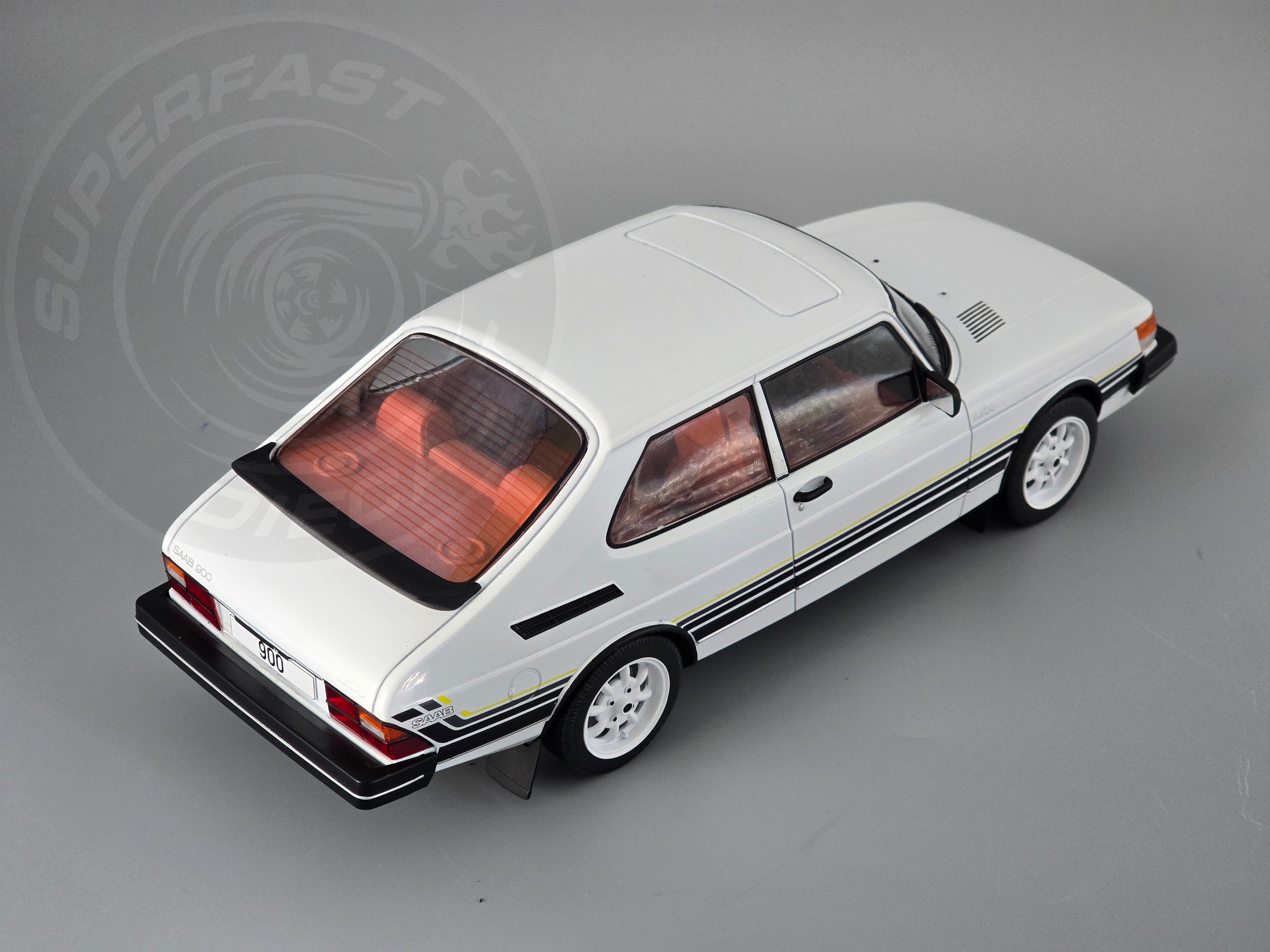MCG 1:18 Scale Diecast - 1981 Saab 900 Turbo in White - MCG18339