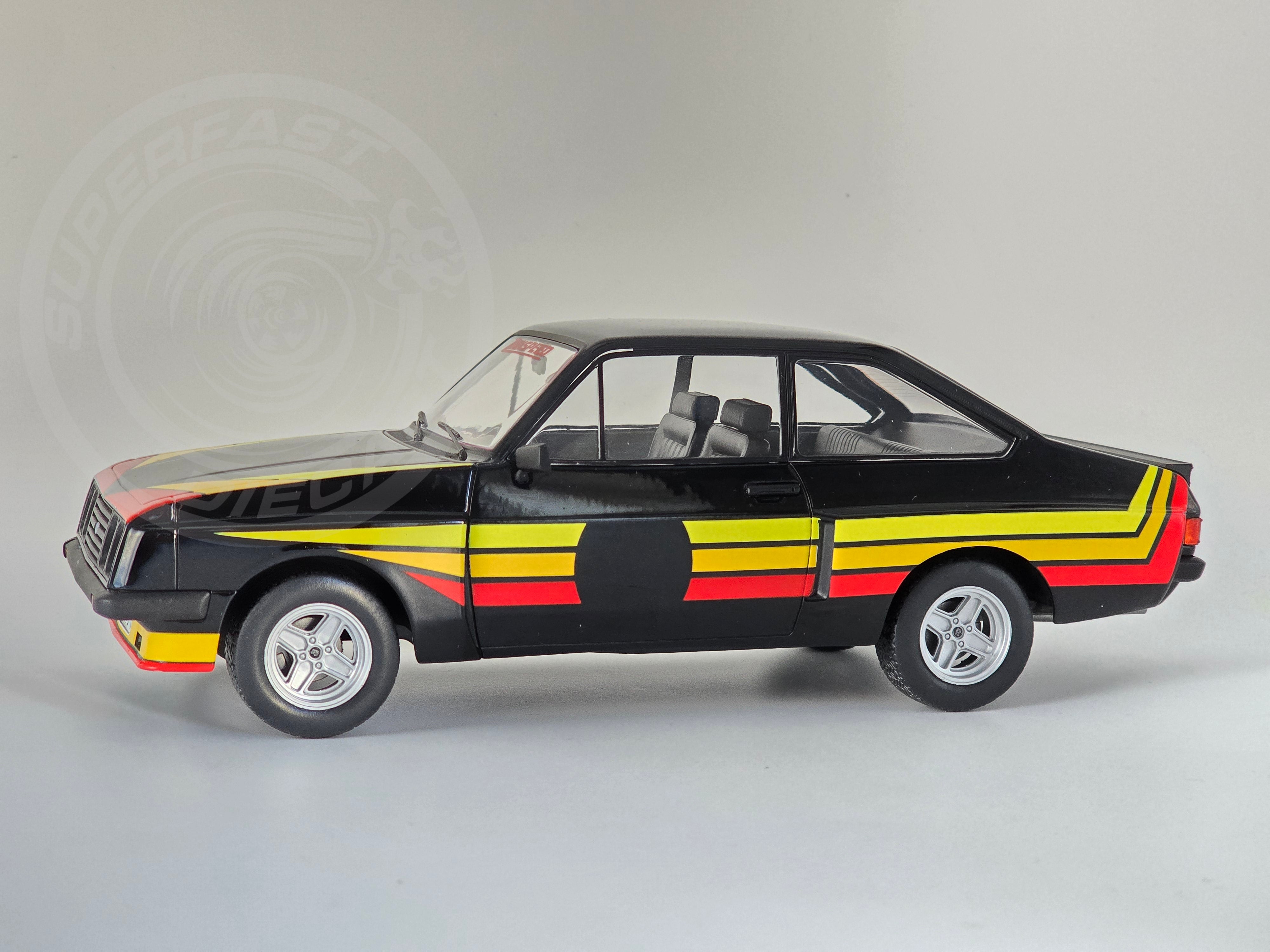 MCG 1:18 Scale Diecast - Ford Escort Mk2 RS 2000 X-Pack Zakspeed, Black - MCG18531