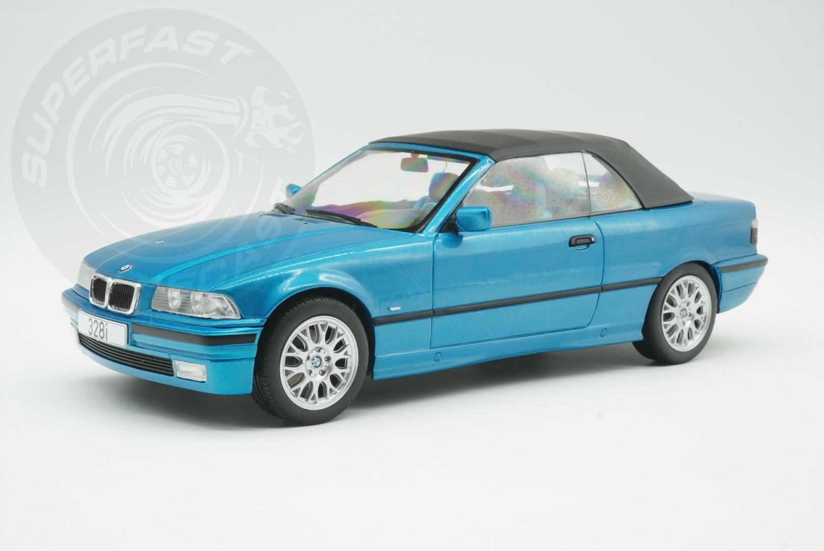 MCG 1:18 Diecast - 1996 BMW 328i (E36) Cabriolet, Turquoise - MCG18319