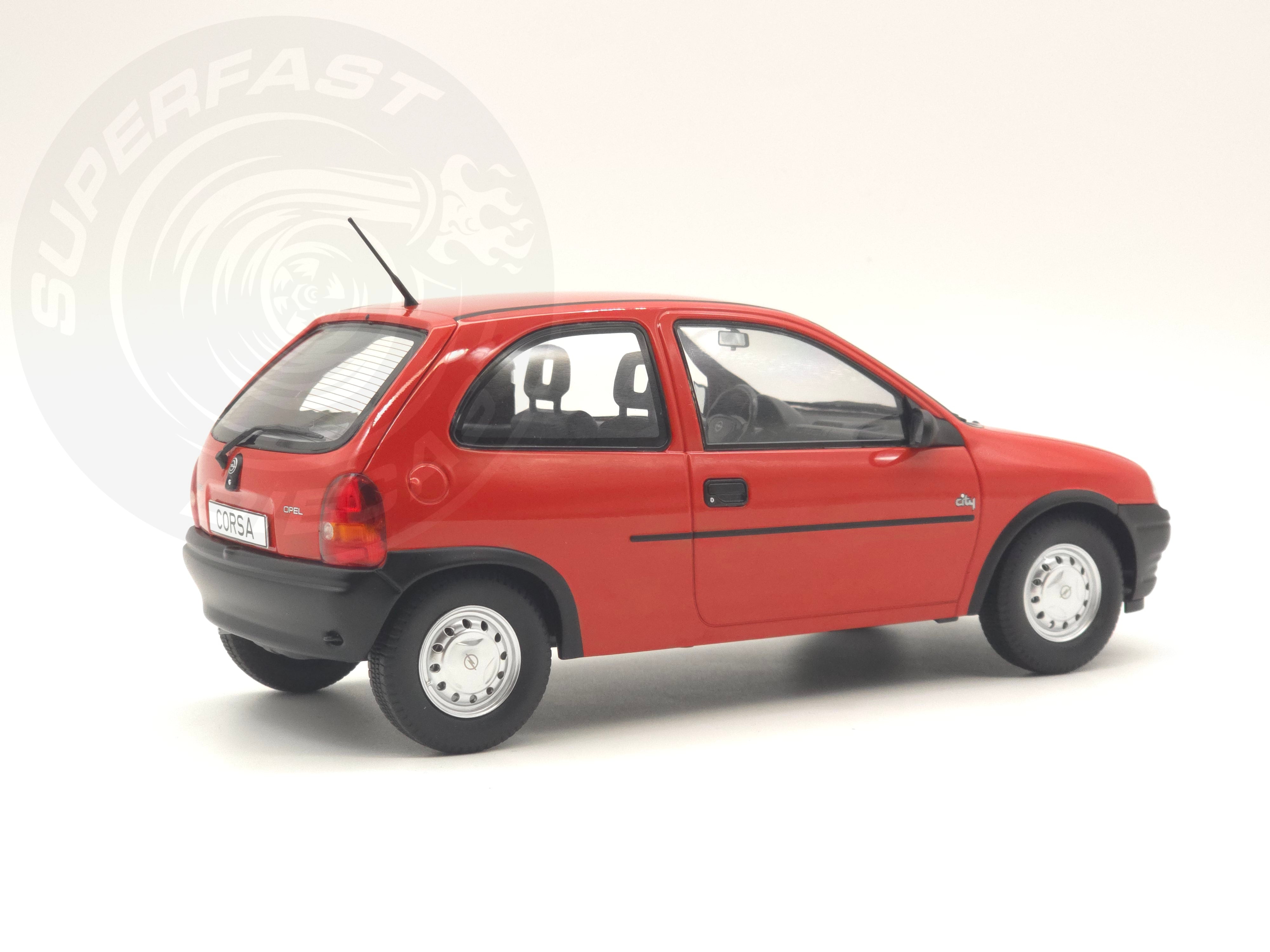 MCG 1:18 Scale Diecast - 1993 Opel Corsa B, Red - MCG18513