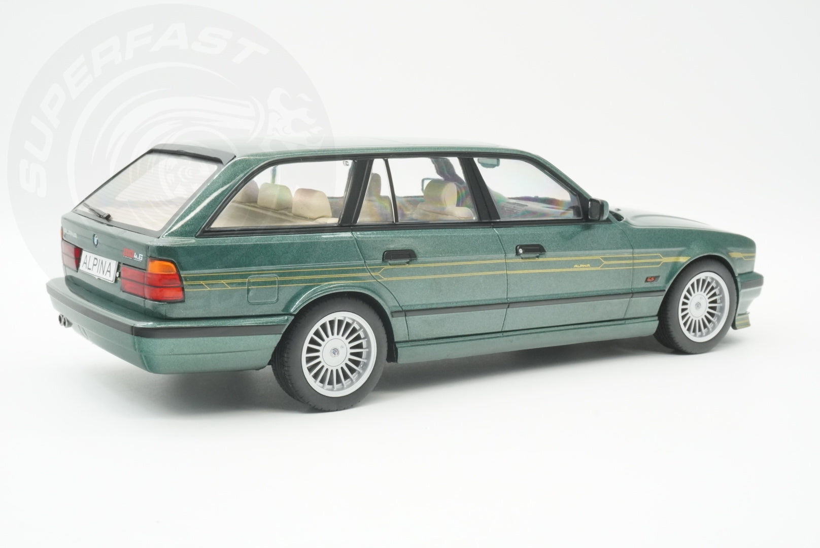 MCG 1:18 Scale Diecast Model Car - 1991 BMW Alpina B10 (E34) Touring, Green - MCG18331