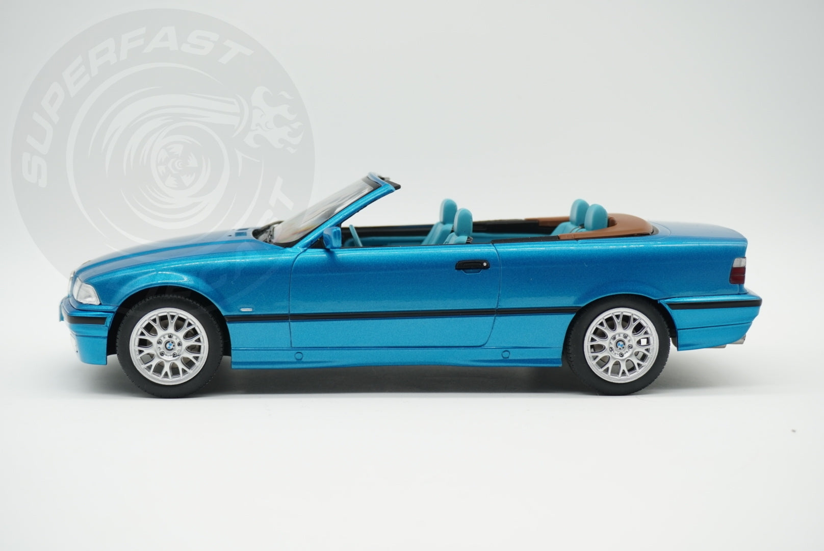 MCG 1:18 Diecast - 1996 BMW 328i (E36) Cabriolet, Turquoise - MCG18319