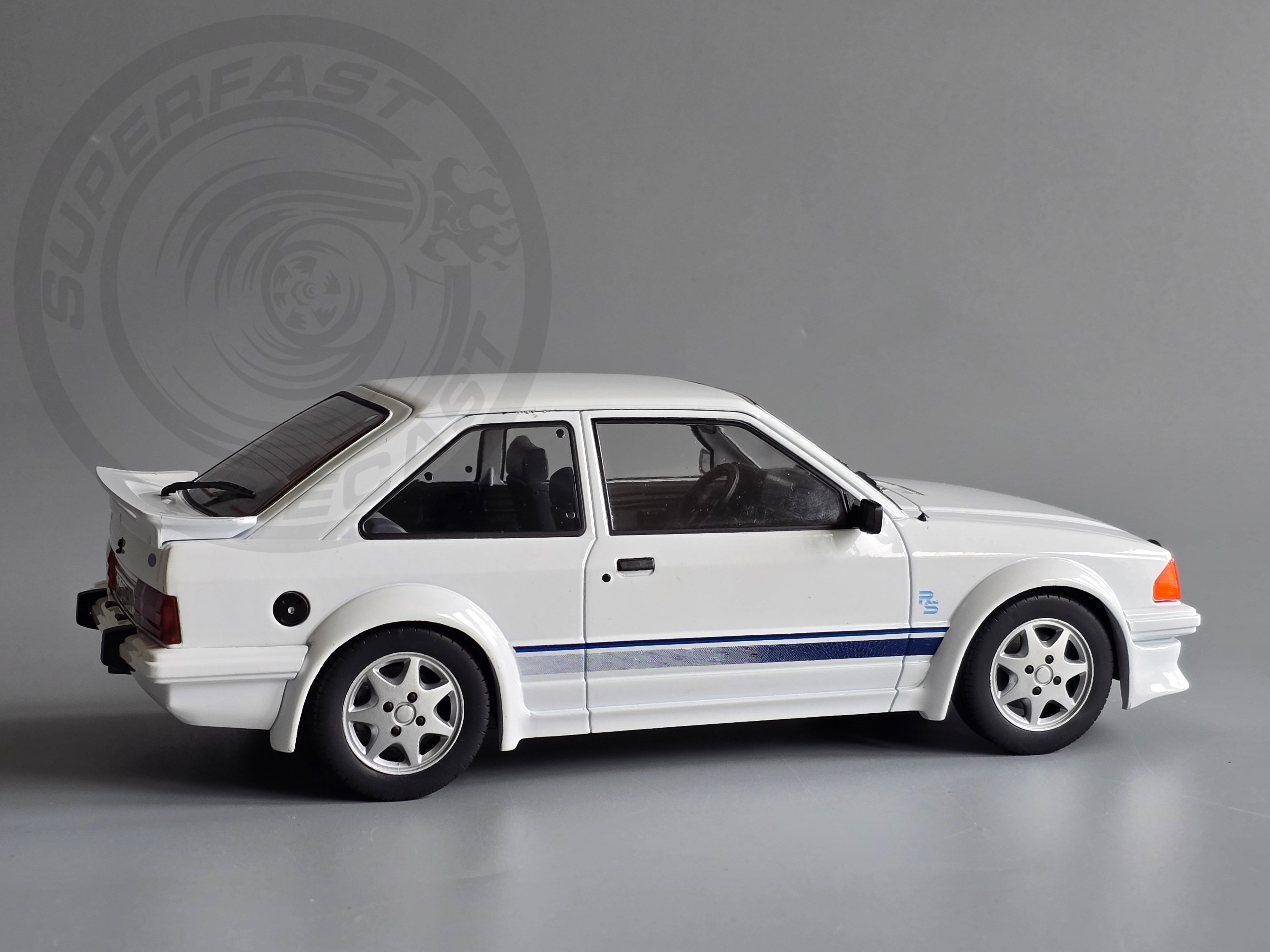 MCG 1:18 Scale Diecast Model Car - 1985 Ford Escort Mk3 RS Turbo (S1), White