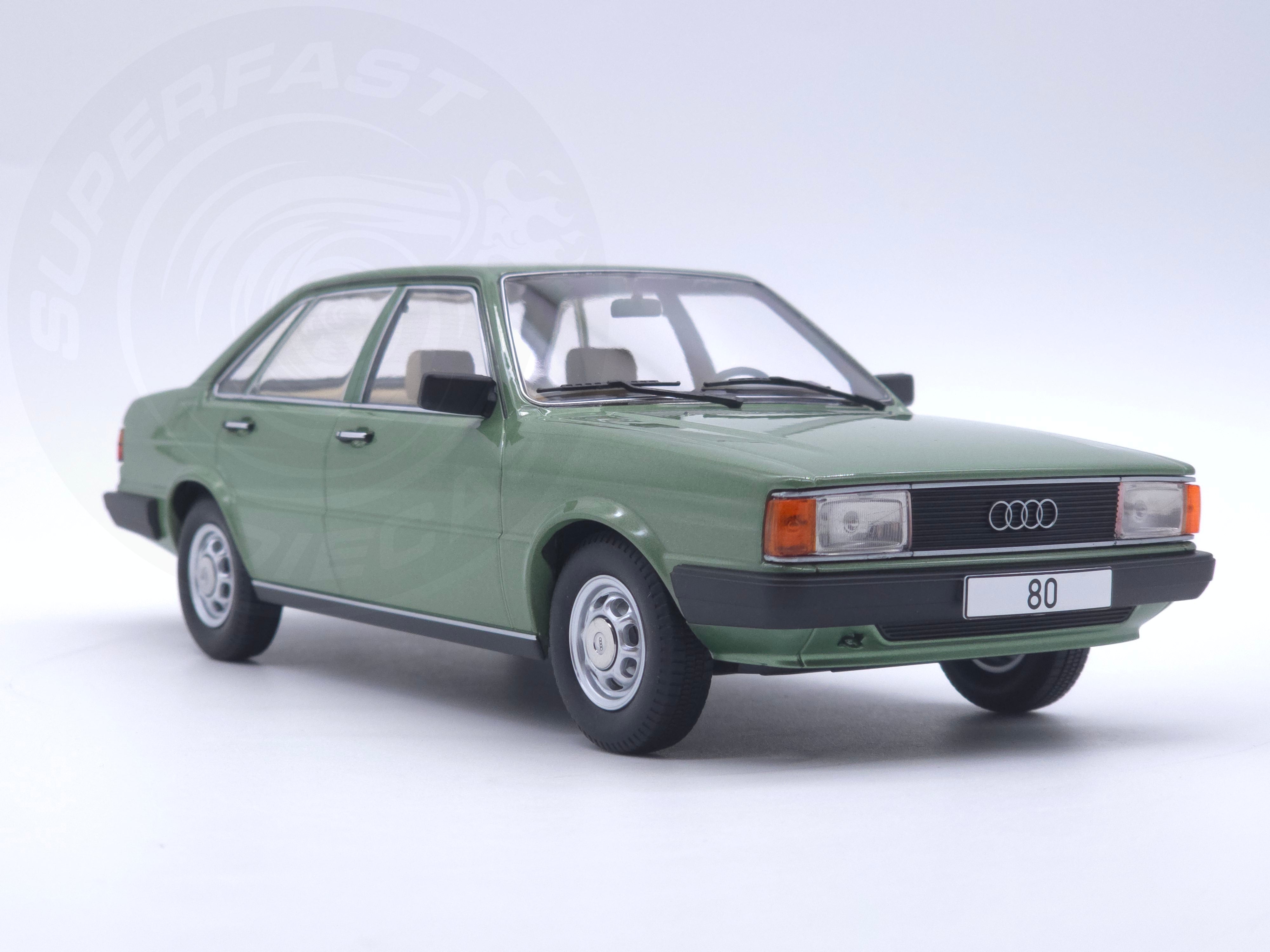 MCG 1:18 Scale Diecast Model Car - 1978 Audi 80 (B2), Green - MCG18525