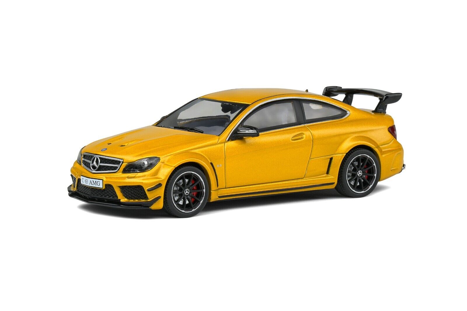 SOLIDO 1:43 Diecast Model, Mercedes-Benz C63 AMG Black Series – Solarbeam Yellow