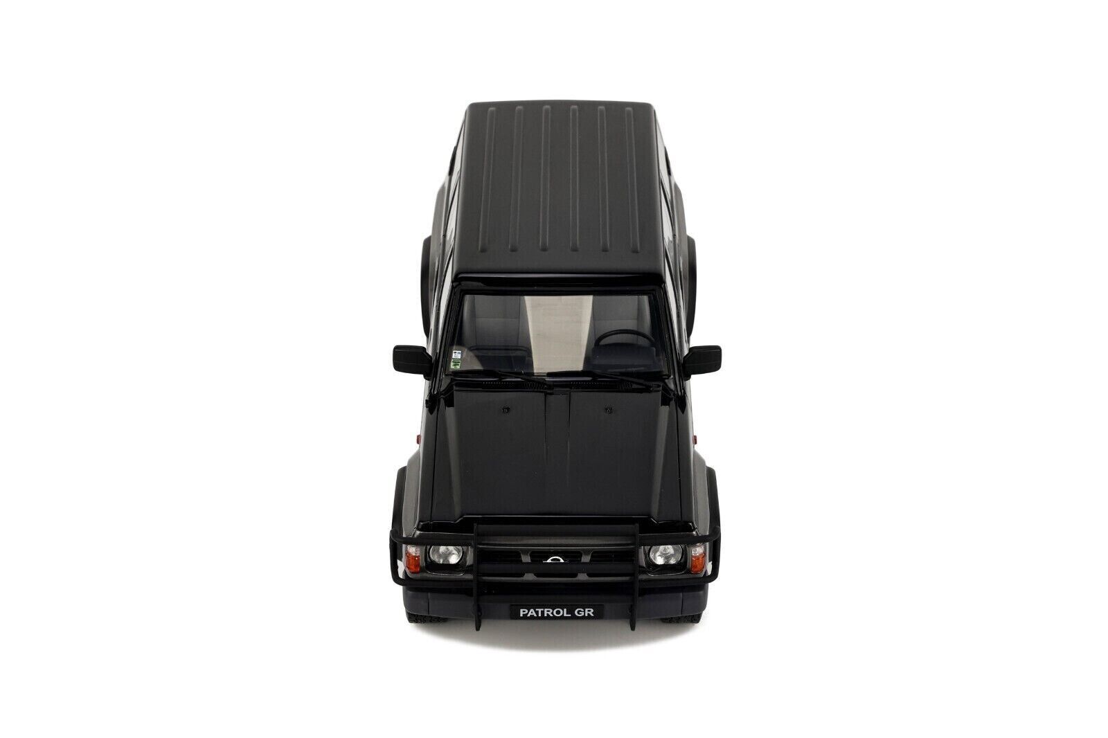 OTTO 1:18 Scale Resin Model Car - 1992 Nissan Patrol GR Y60 - Black/Grey (OT993)