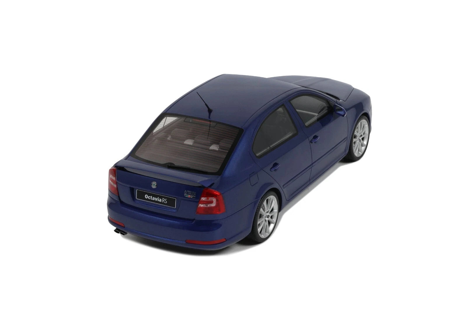 OTTO 1:18 Scale Resin - 2006 Skoda Octavia RS 2.0 TFSI, Blue - OT478