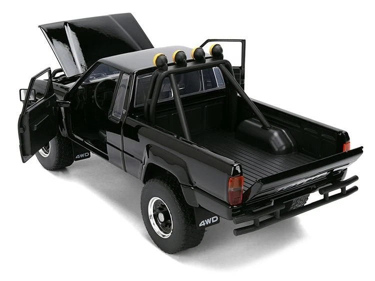 Jada 1:24 Scale - Back To The Future Marty's Skateboard and 1985 Toyota SR5 Pickup - 36479