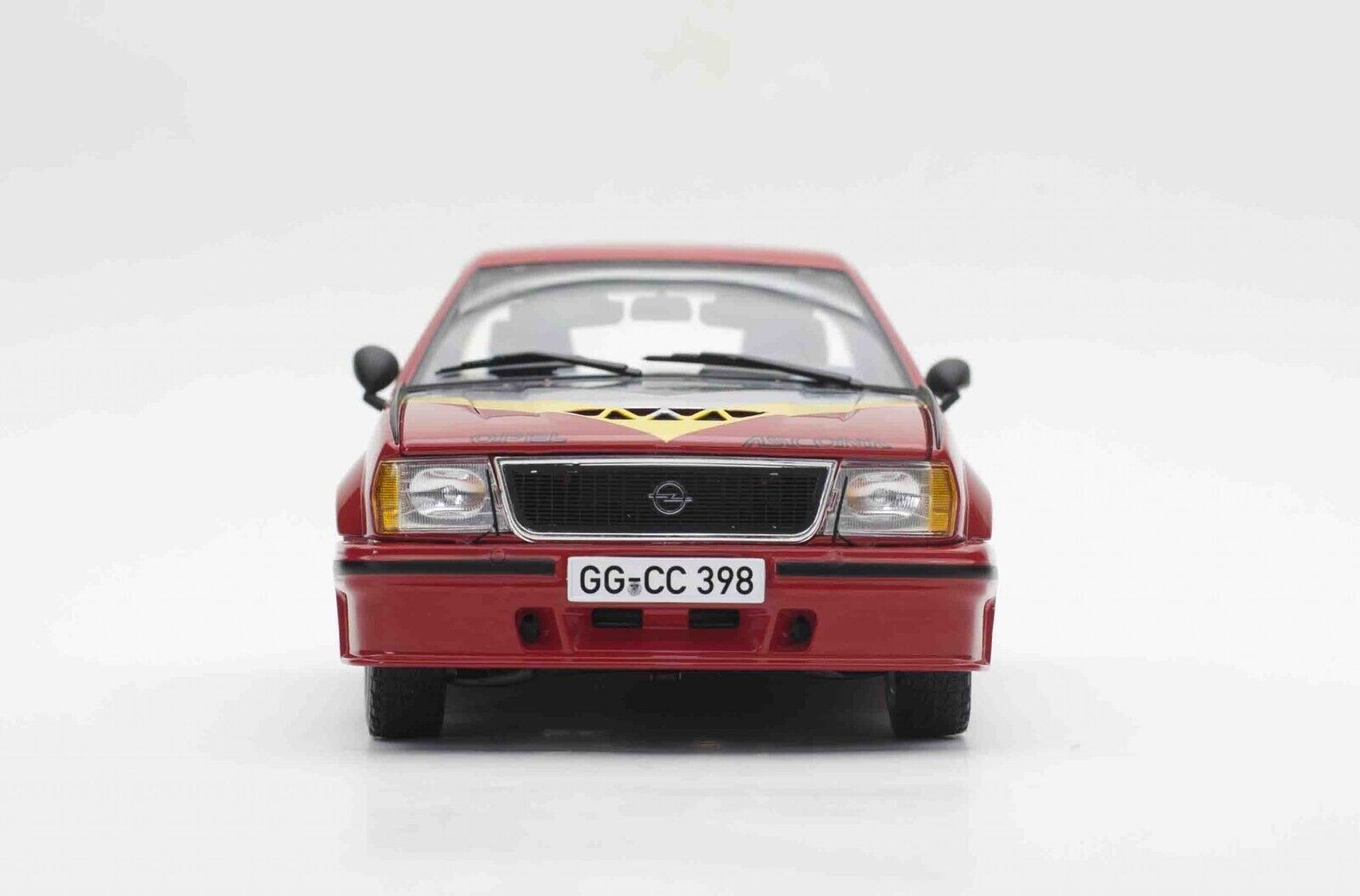 SUNSTAR 1:18 Scale Diecast Model - 1980 Opel Ascona 400 in Red 5398