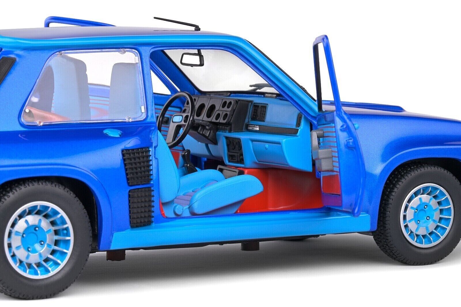 SOLIDO 1:18 Scale Diecast - 1981 Renault 5 Turbo in Blue