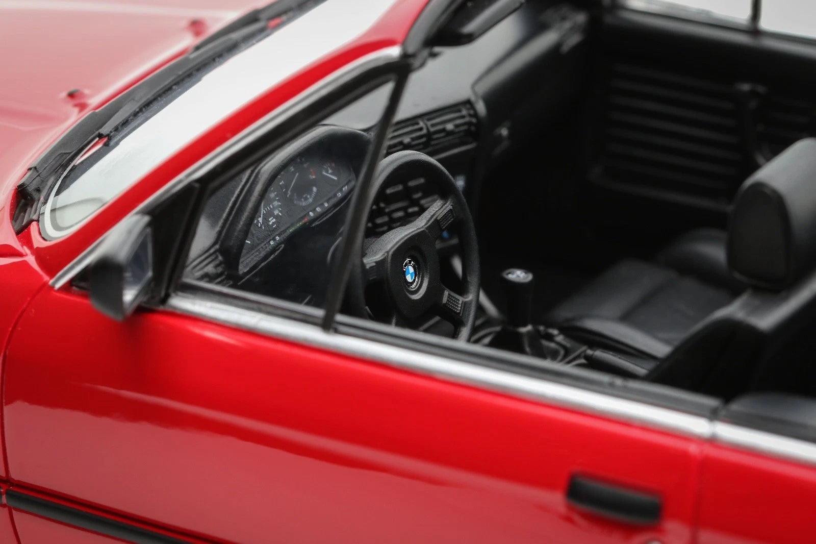 OTTO 1:18 Scale Resin Model Car - 1986 BMW E30 325i Convertible, Red - OT1194