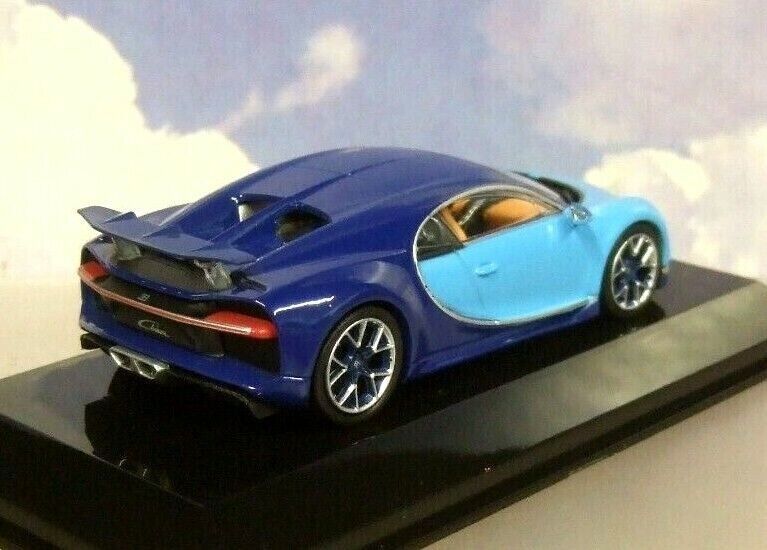 DEMAG 1:43 Scale Diecast Model Car - 2016 Bugatti Chiron 2 Tone Blue