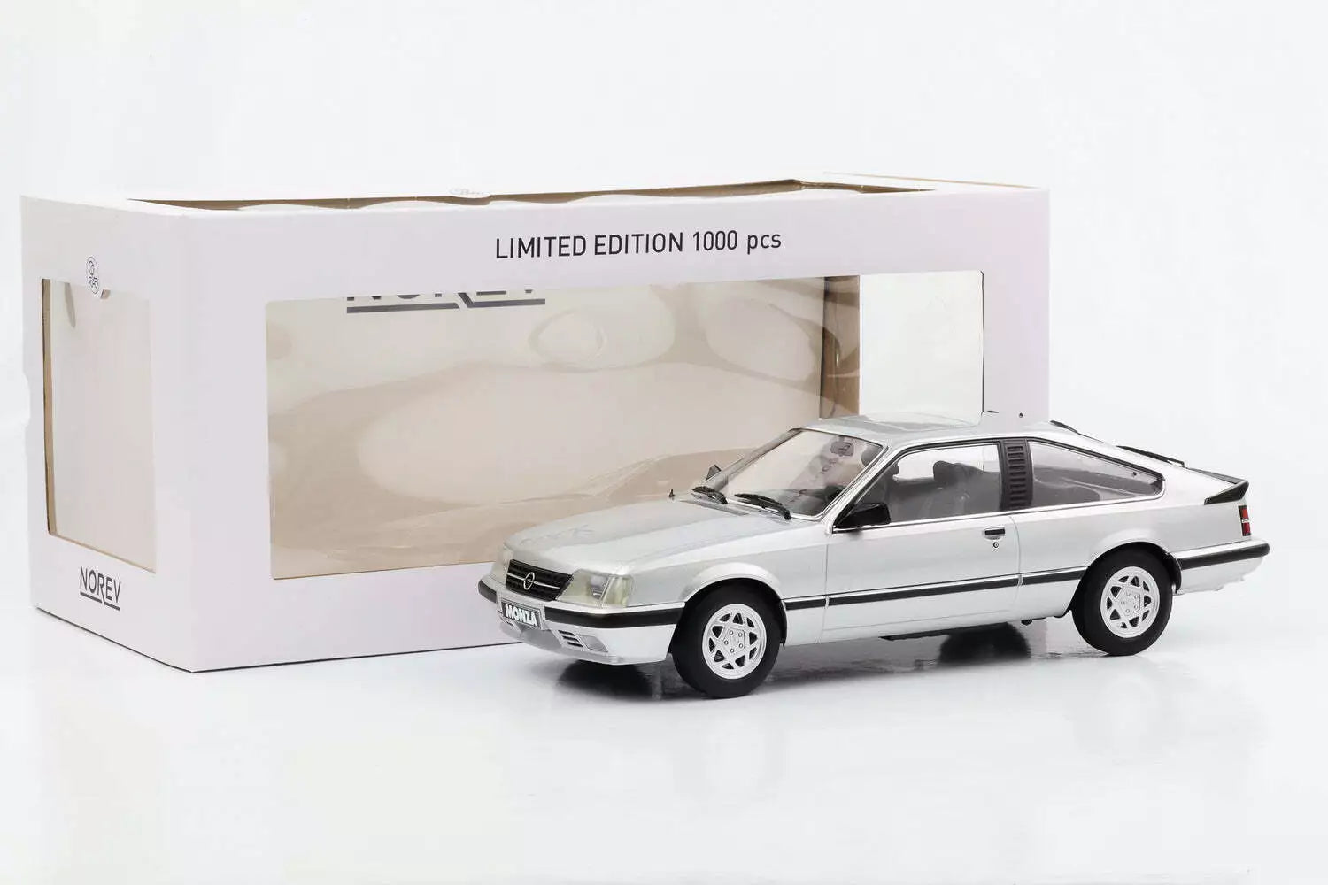 Norev 1:18 Scale Diecast - 1985 Opel Monza 3.0i - Silver - 183640