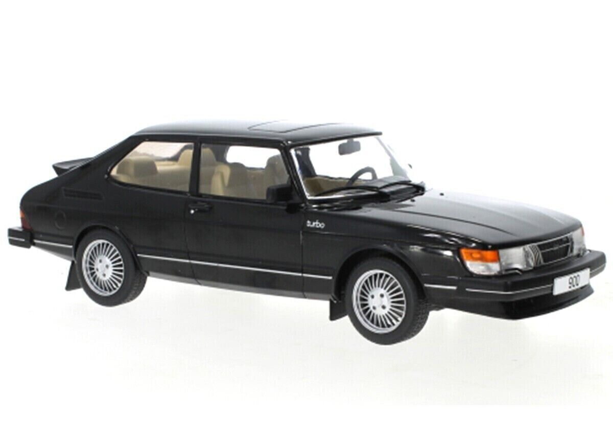 MCG 1:18 Scale Diecast Model Car - Saab 900 Turbo in Black - 1981