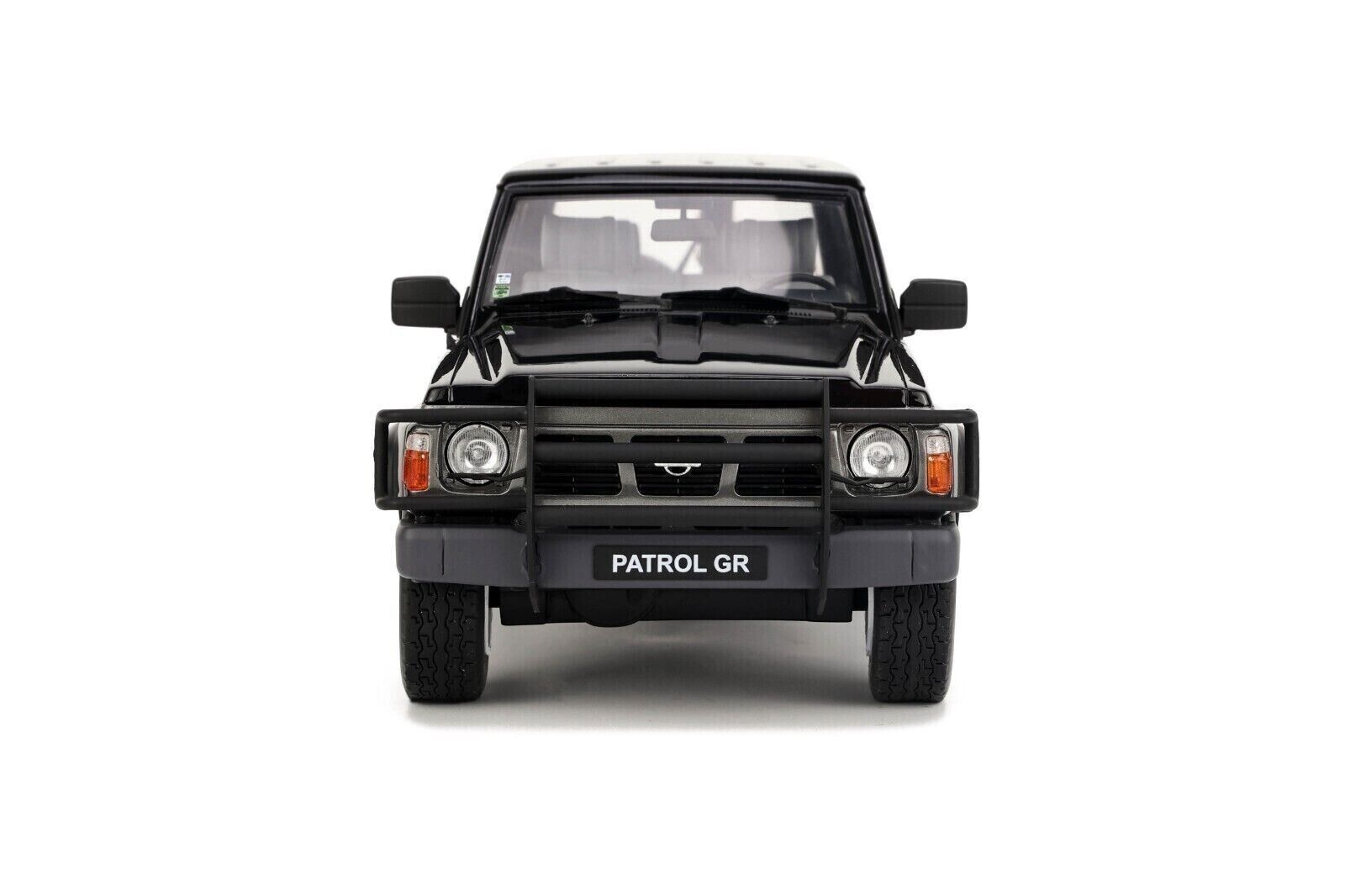 OTTO 1:18 Scale Resin Model Car - 1992 Nissan Patrol GR Y60 - Black/Grey (OT993)