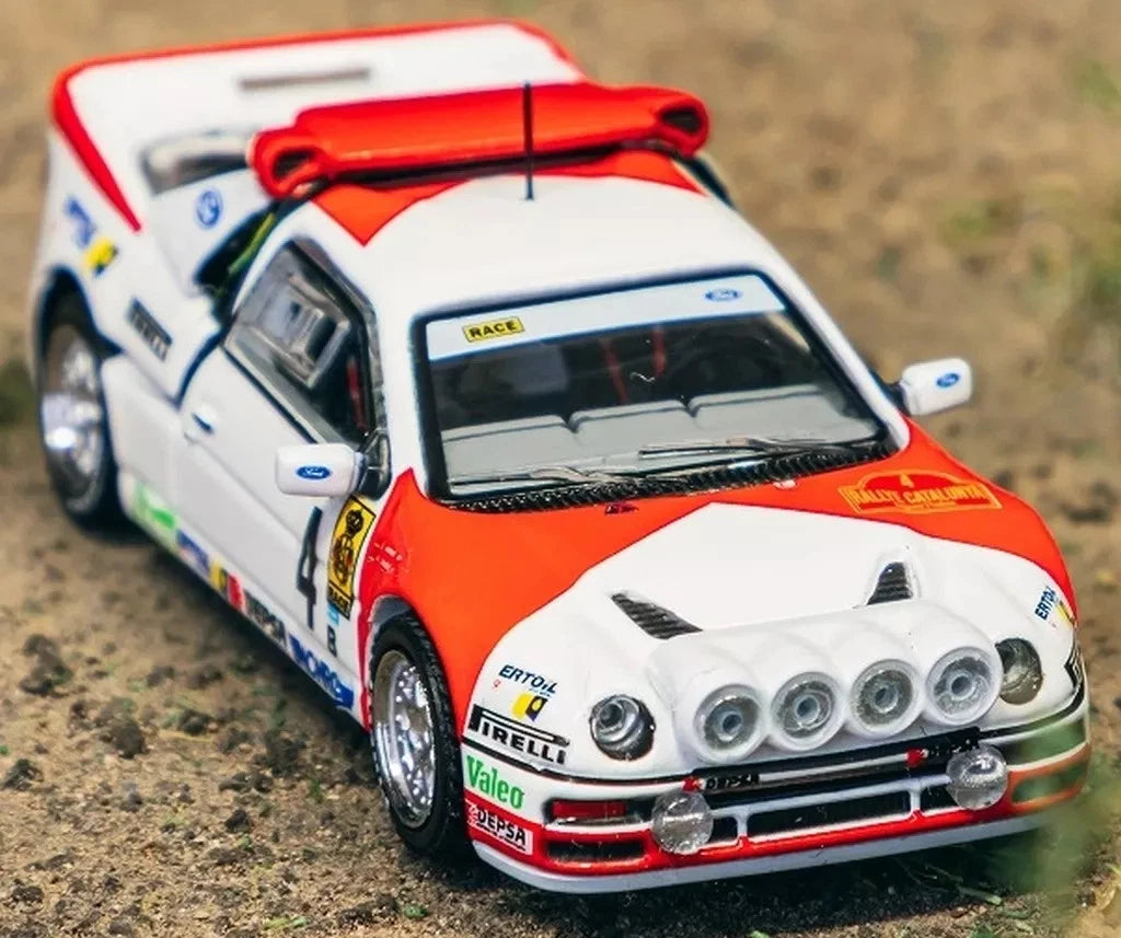 TARMAC WORKS 1:64 - Ford Rs200 Rallye Catalunya 1986 Antonio Zanini/Josep Autet, White/Red - T64P-001-86RC04