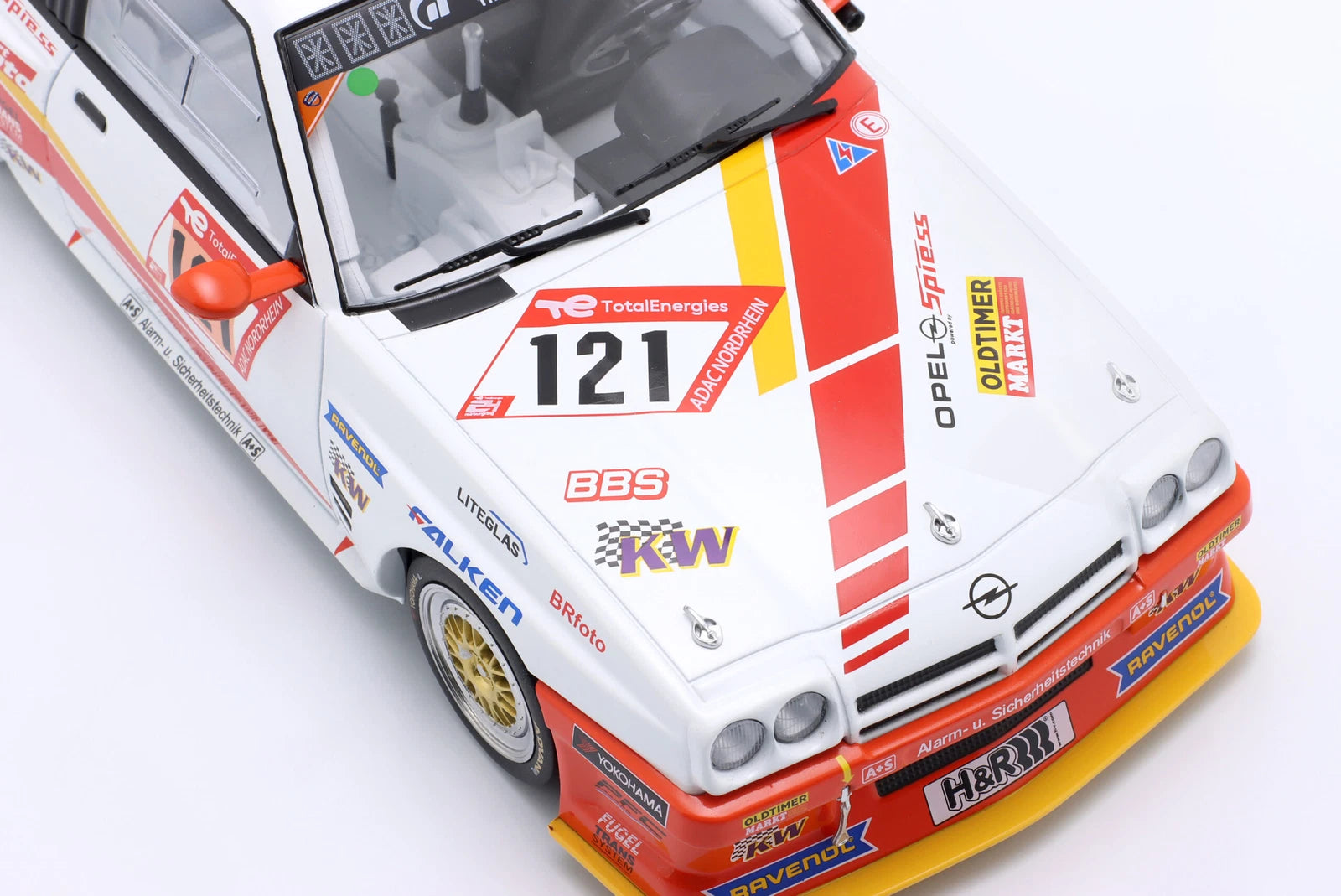 WERK 83 1:18 - Opel Manta #121 24h Nurburgring 2023 Beckmann/Hass/Strycek/Schulten - W18035001