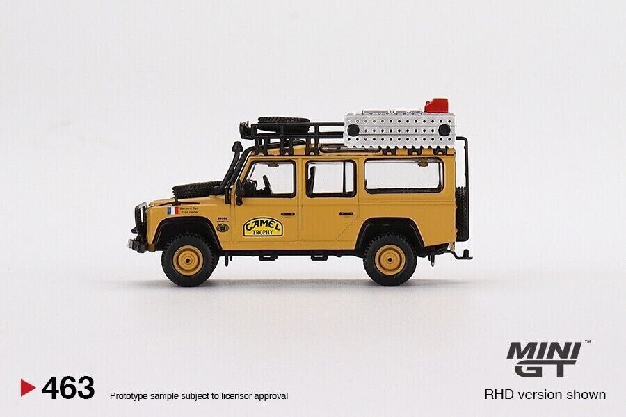 Mini GT 1:64 Diecast Car Land Rover Defender 110 1989 Camel Trophy Team France