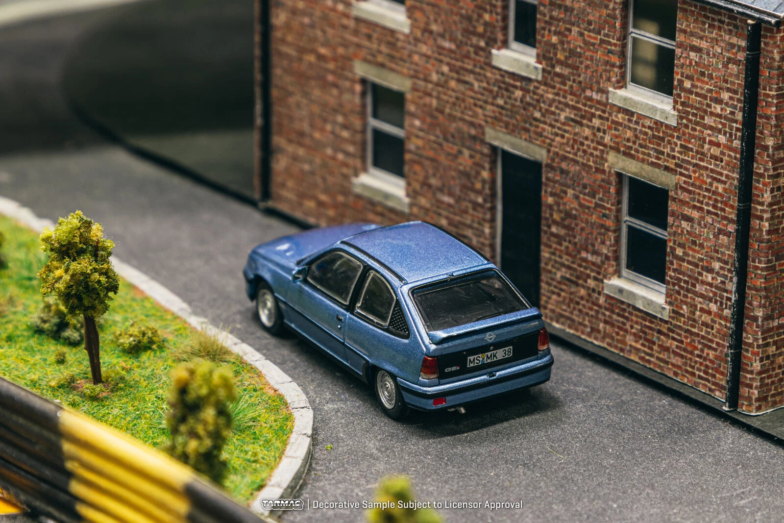 TARMAC WORKS 1:64 Scale Diecast, Opel Kadett E (Astra Mk2) GSi, Blue Metallic - T64G-065-BL