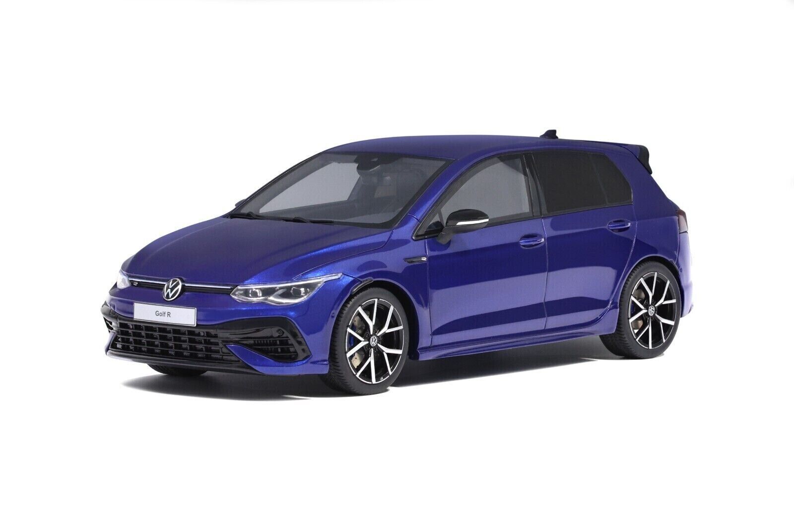 OTTO 1:18 Scale Resin Model Car - 1991 Volkswagen Golf VIII R - Blue (OT413)