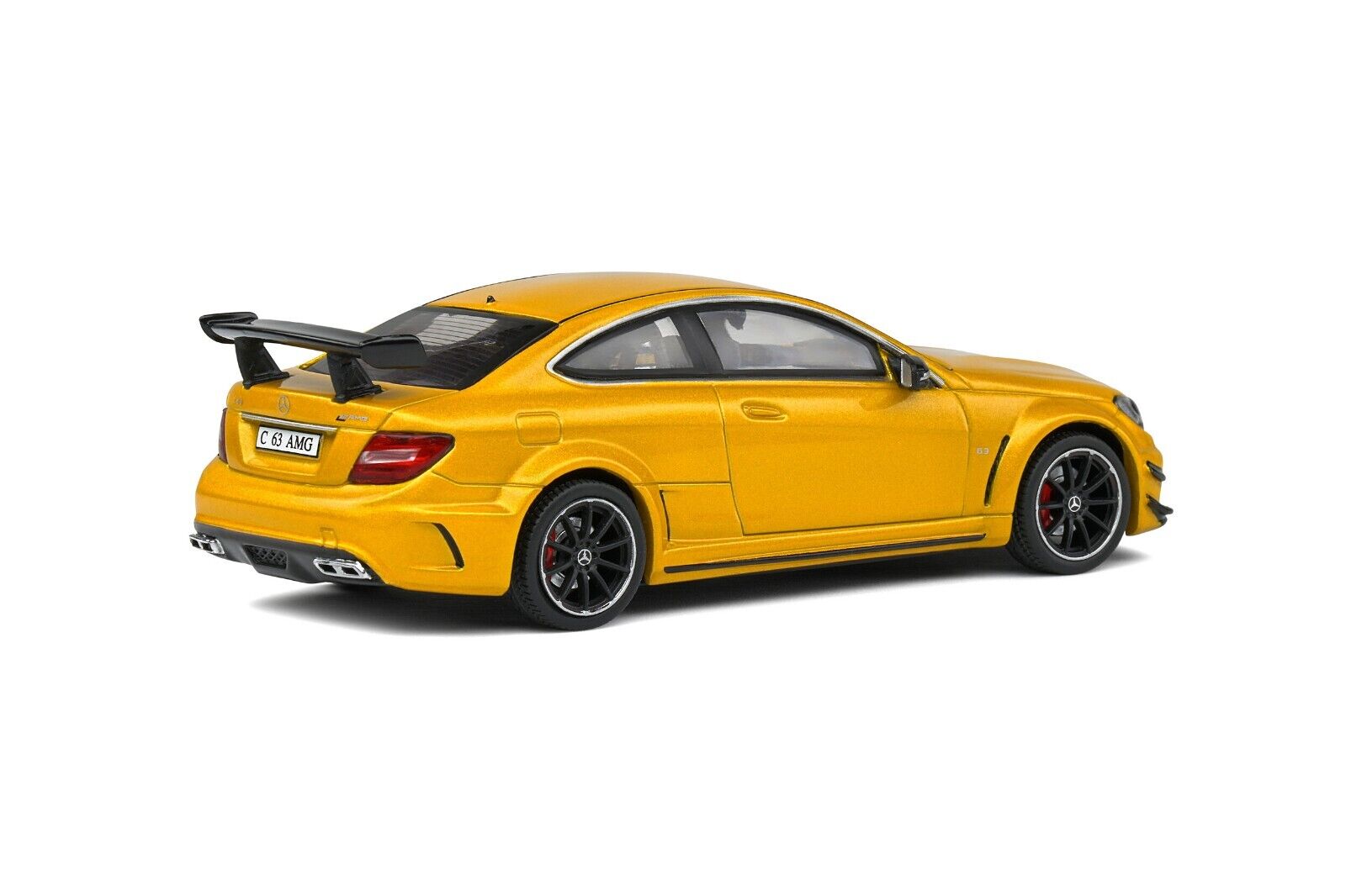 SOLIDO 1:43 Diecast Model, Mercedes-Benz C63 AMG Black Series – Solarbeam Yellow