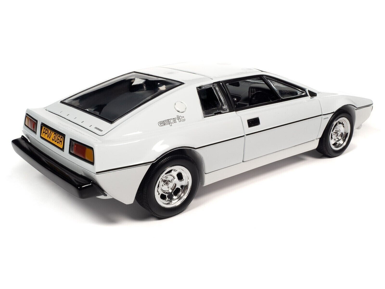 AUTO WORLD 1:18 LOTUS ESPRIT SERIES 1 model road car White Bond 007 AWSS132