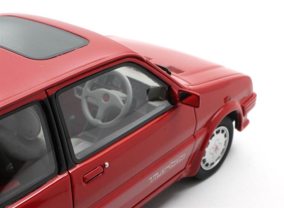CULT 1:18 Scale Model 1986-90 MG Metro Turbo - Red - CML170-3
