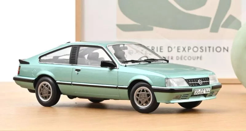 Norev 1:18 Scale Diecast - 1983 Opel Monza 2.5E - Beryll Green Metallic - 183643