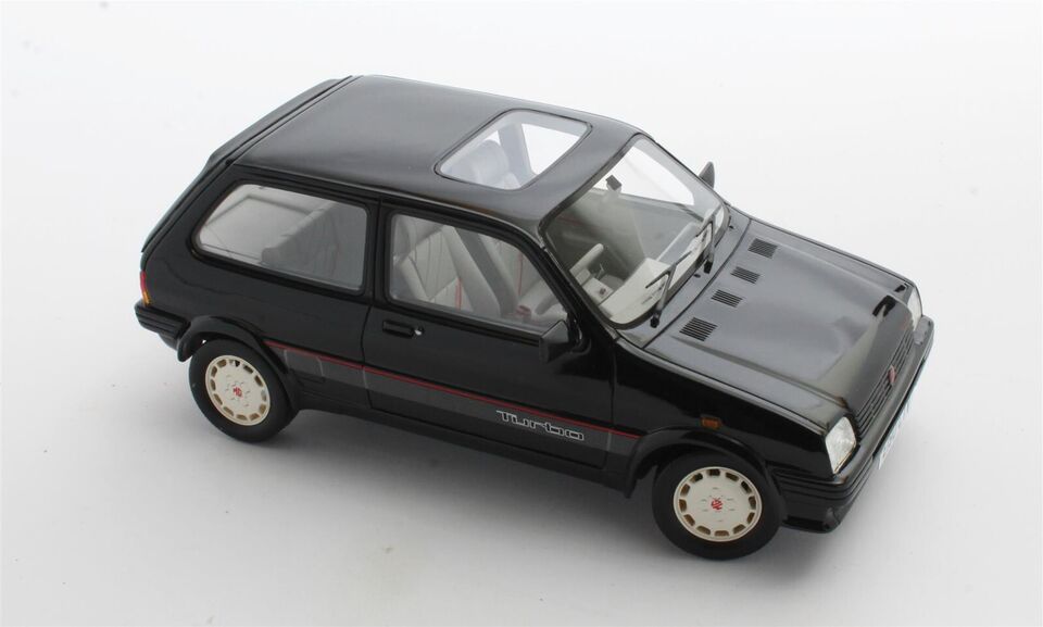 CULT 1:18 Scale Model 1986-90 MG Metro Turbo - Black - CML170-2