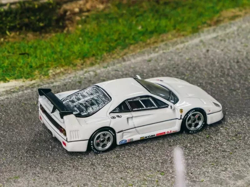 TARMAC WORKS 1:64 - Ferrari F40 Lightweight - White - T64R-076-WH