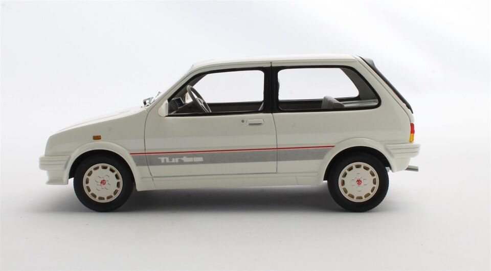 CULT 1:18 Scale Model 1986-90 MG Metro Turbo - White- CML170-1