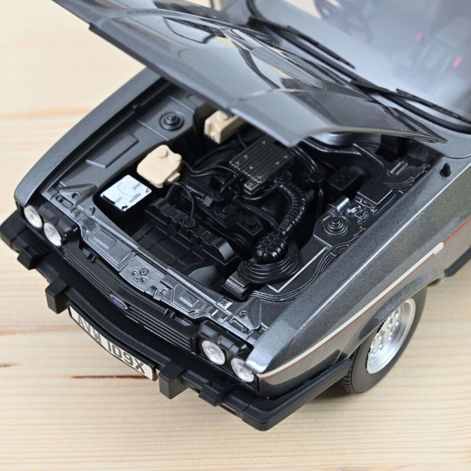 NoRev 1:18 Diecast Model Car, Ford Capri Mk3 2.8 Injection RHD 1981 Grey