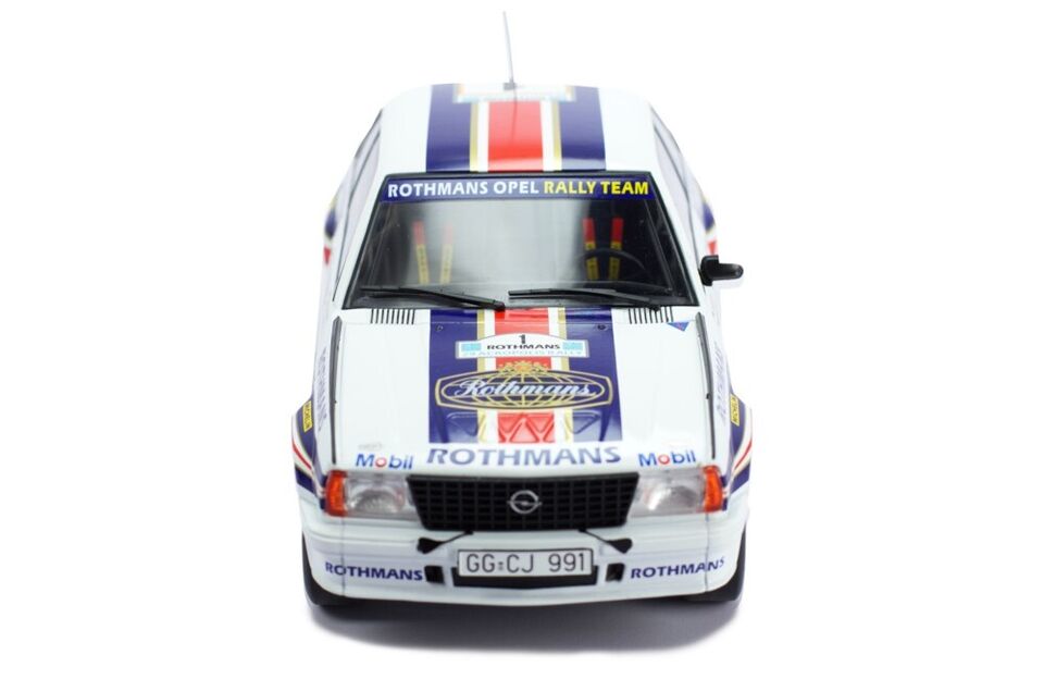 IXO 1:18 Opel Ascona 400 Rothmans Rally Acropolis 1982 #1 W.RÖHRL-C.GEISTDÖRFER